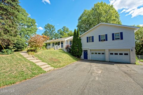 Photo of 58 Beach Road, Halfmoon, NY 12065 (MLS # 202613573)