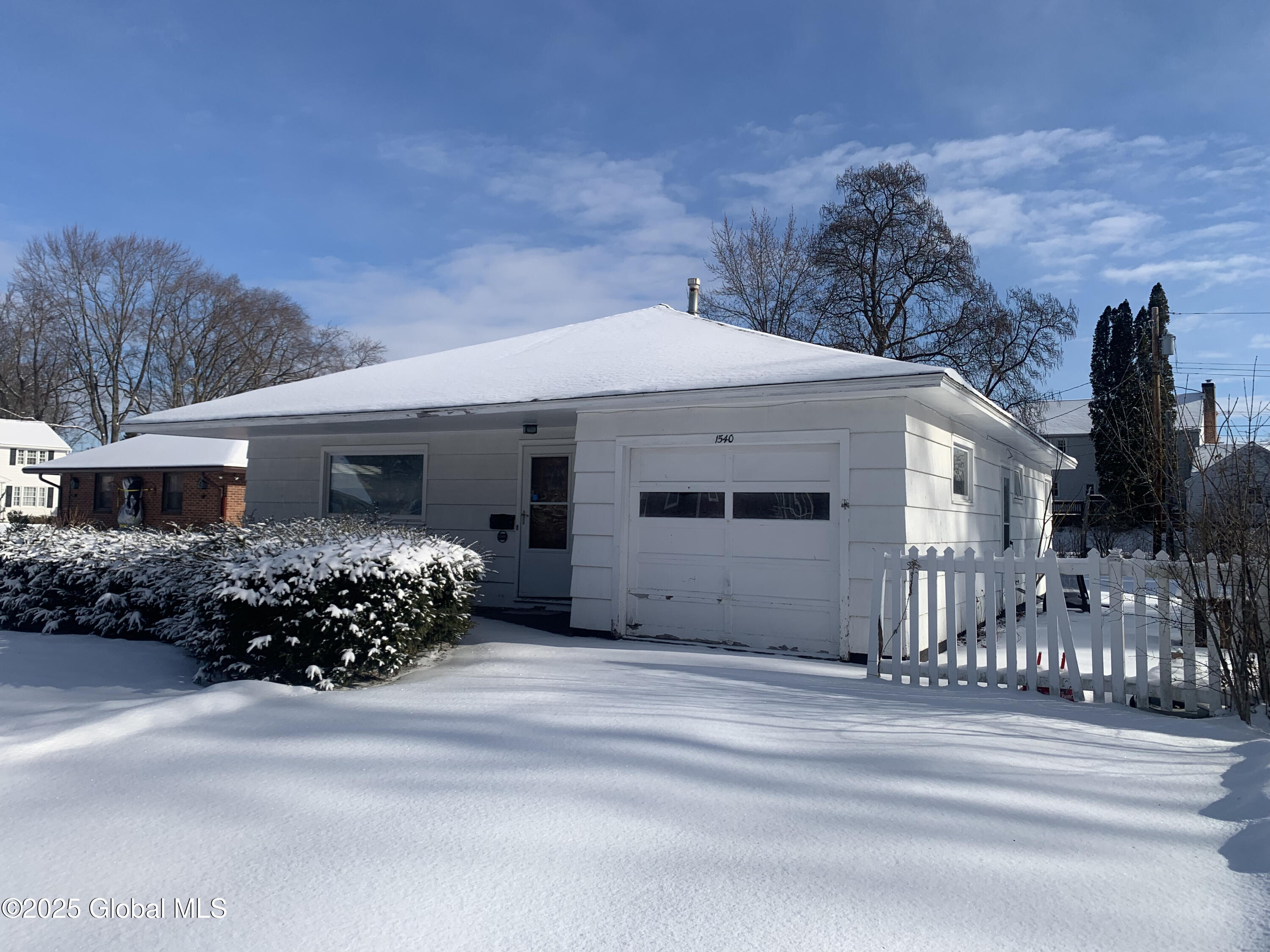 1540 Clifton Park Road, Niskayuna, New York image 2