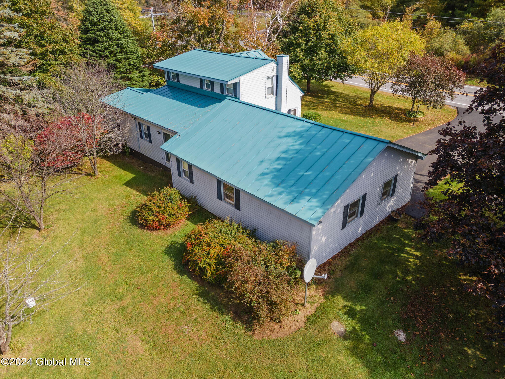 9492 Duanesburg Road, Delanson, New York image 36