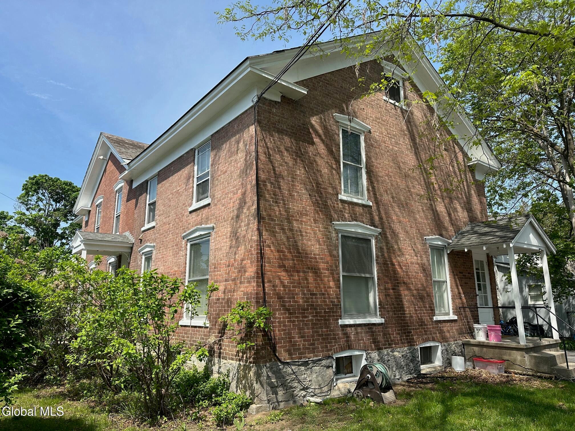85 Bay Street