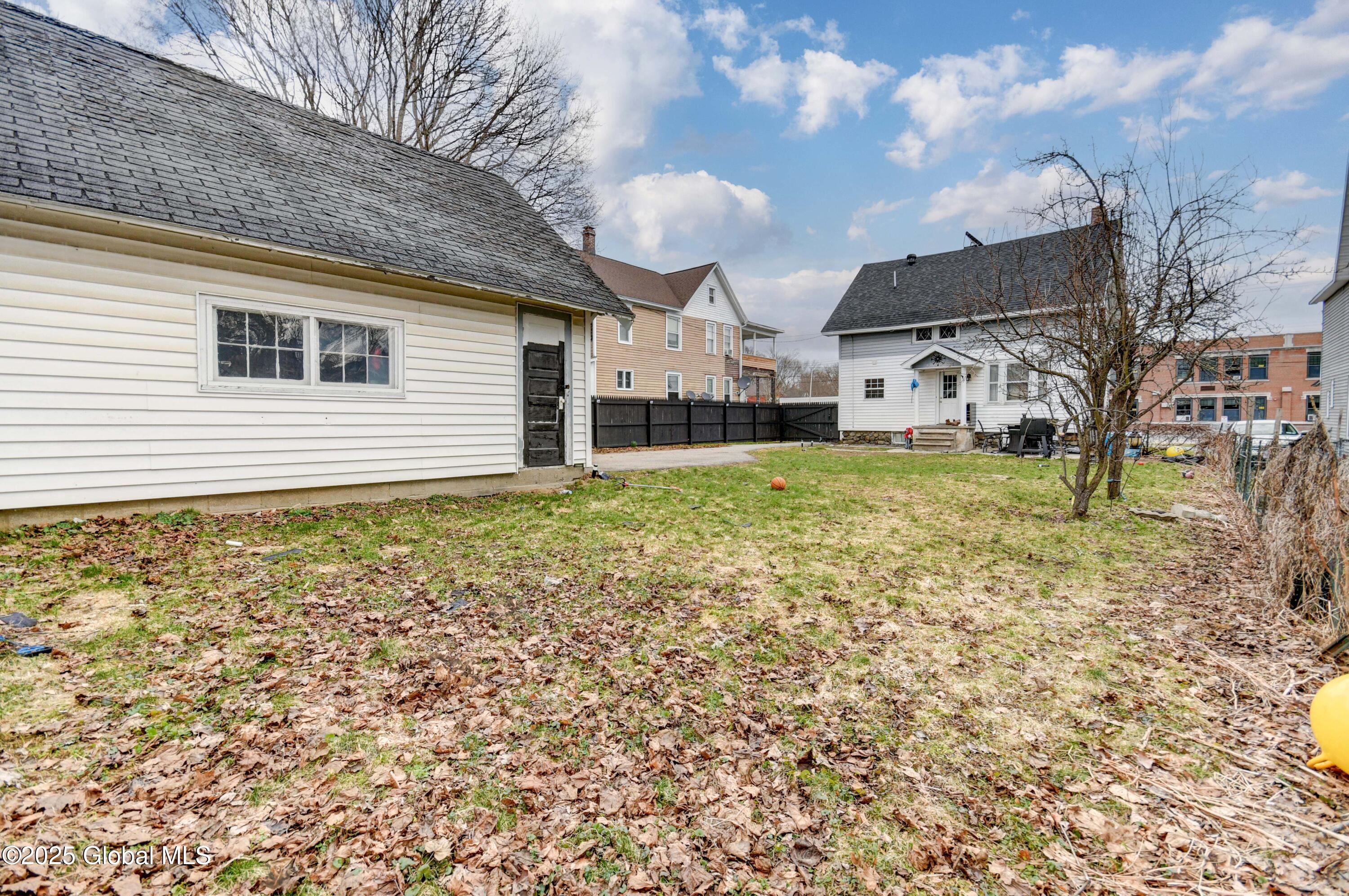 7 N Mcnab Avenue, Gloversville, New York image 38