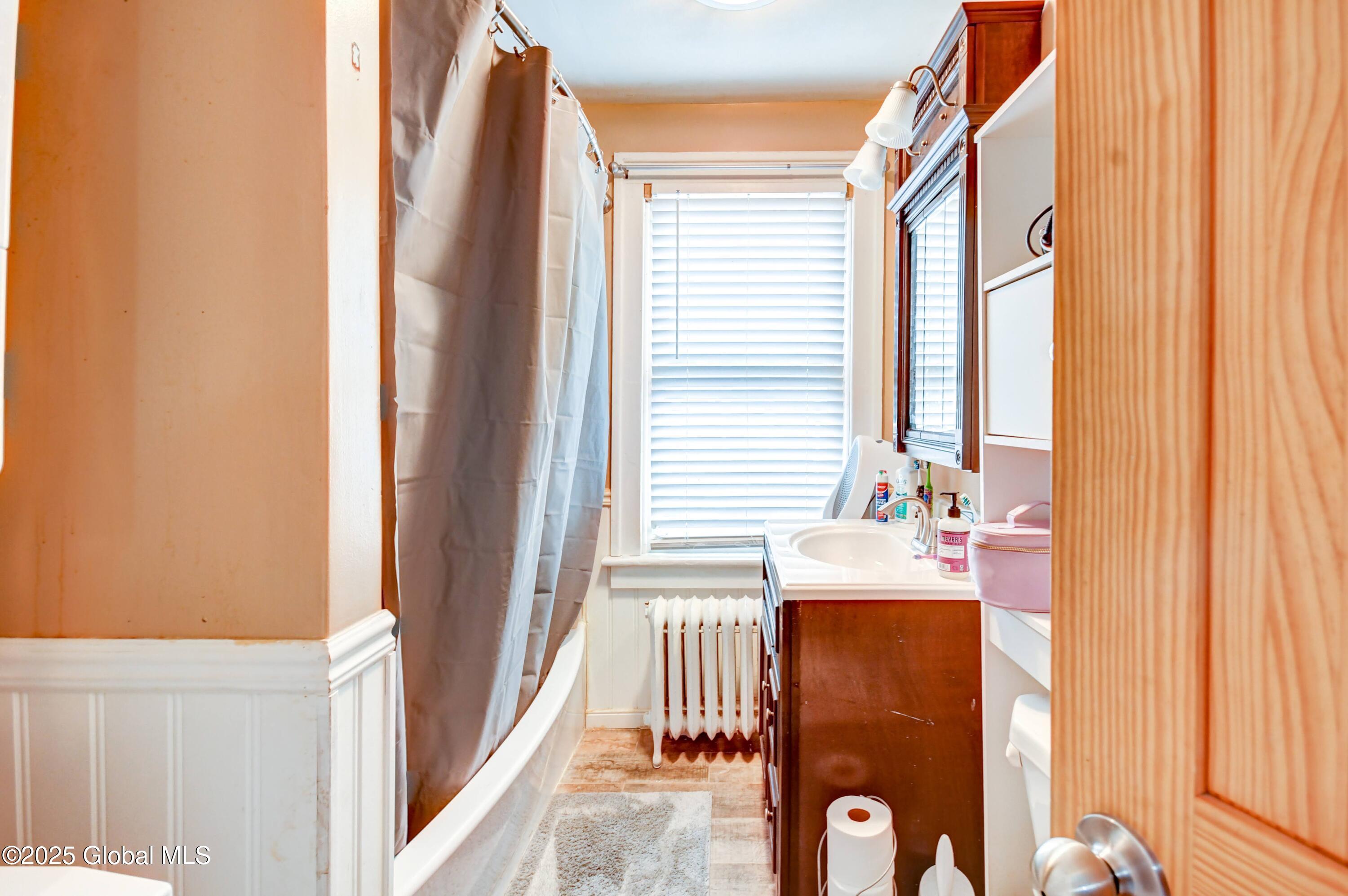 7 N Mcnab Avenue, Gloversville, New York image 18