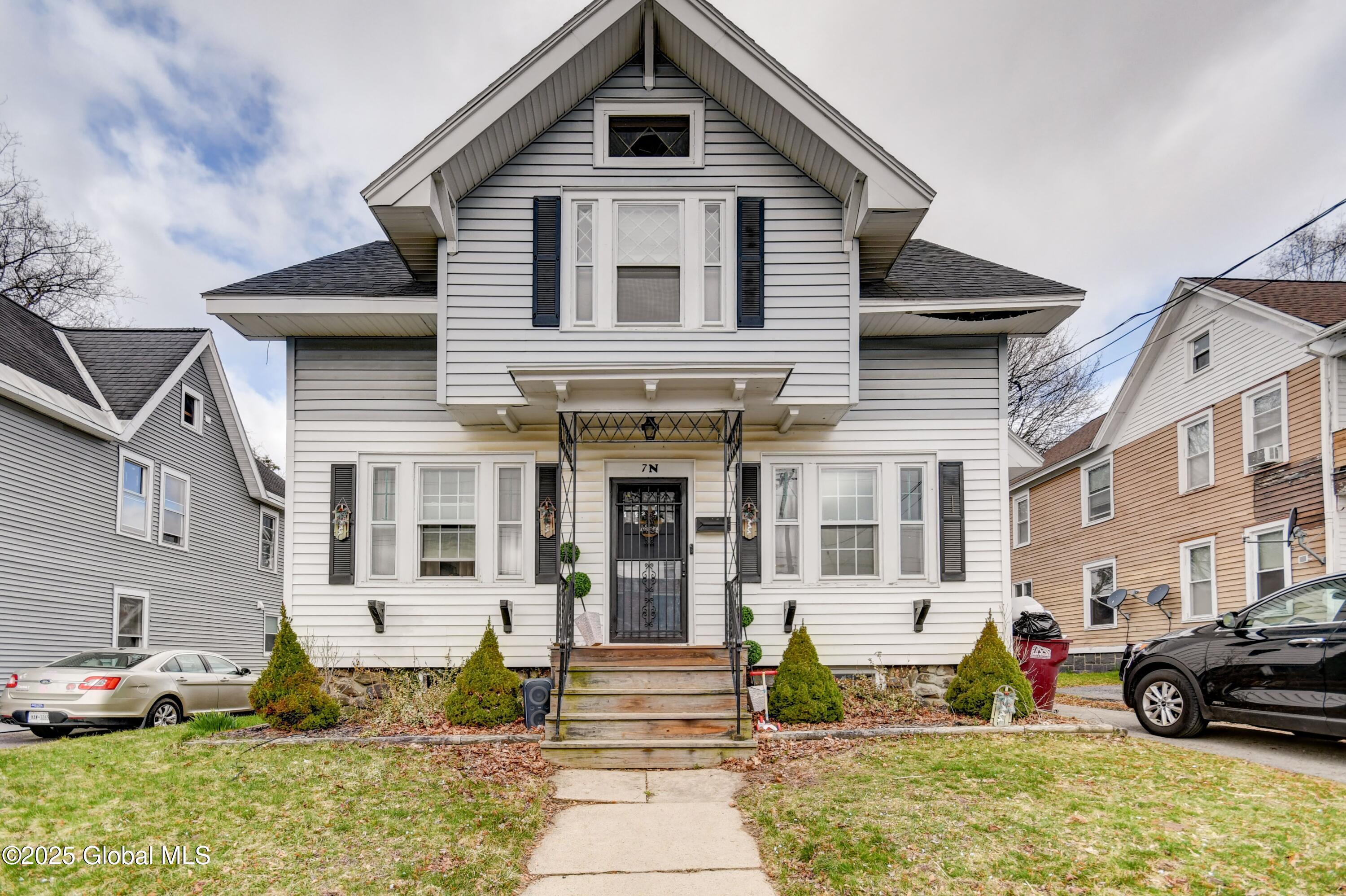 7 N Mcnab Avenue, Gloversville, New York image 1