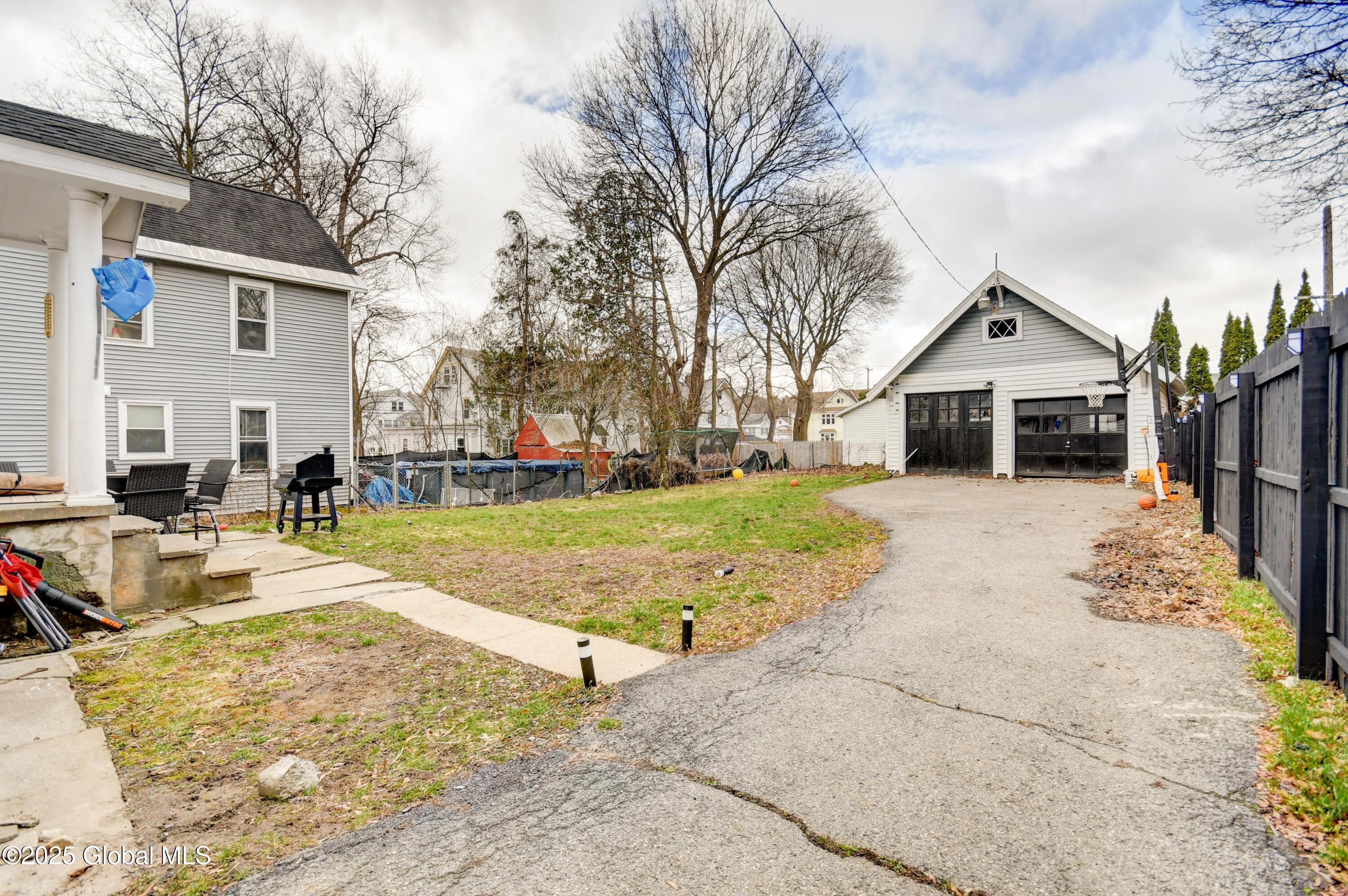 7 N Mcnab Avenue, Gloversville, New York image 34