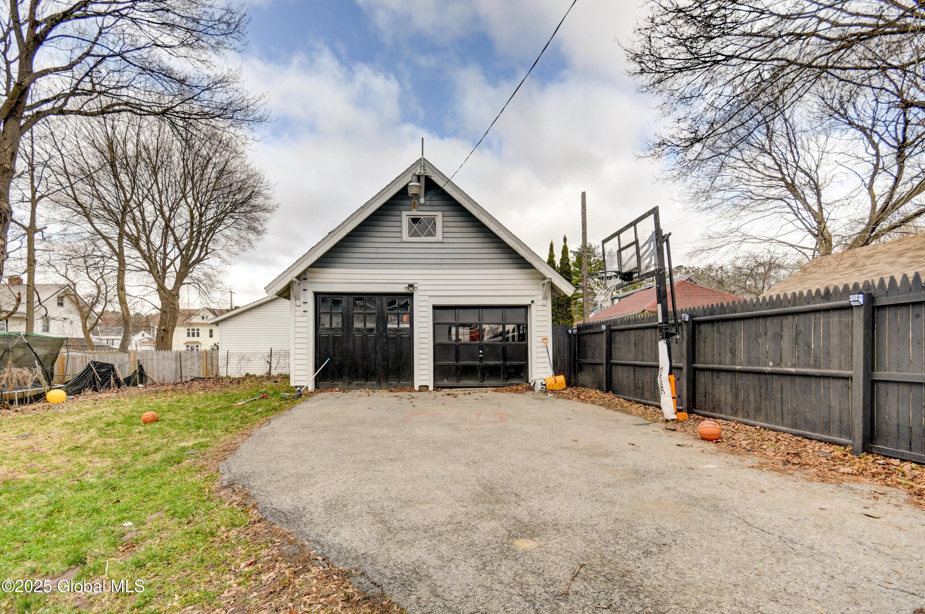 7 N Mcnab Avenue, Gloversville, New York image 35