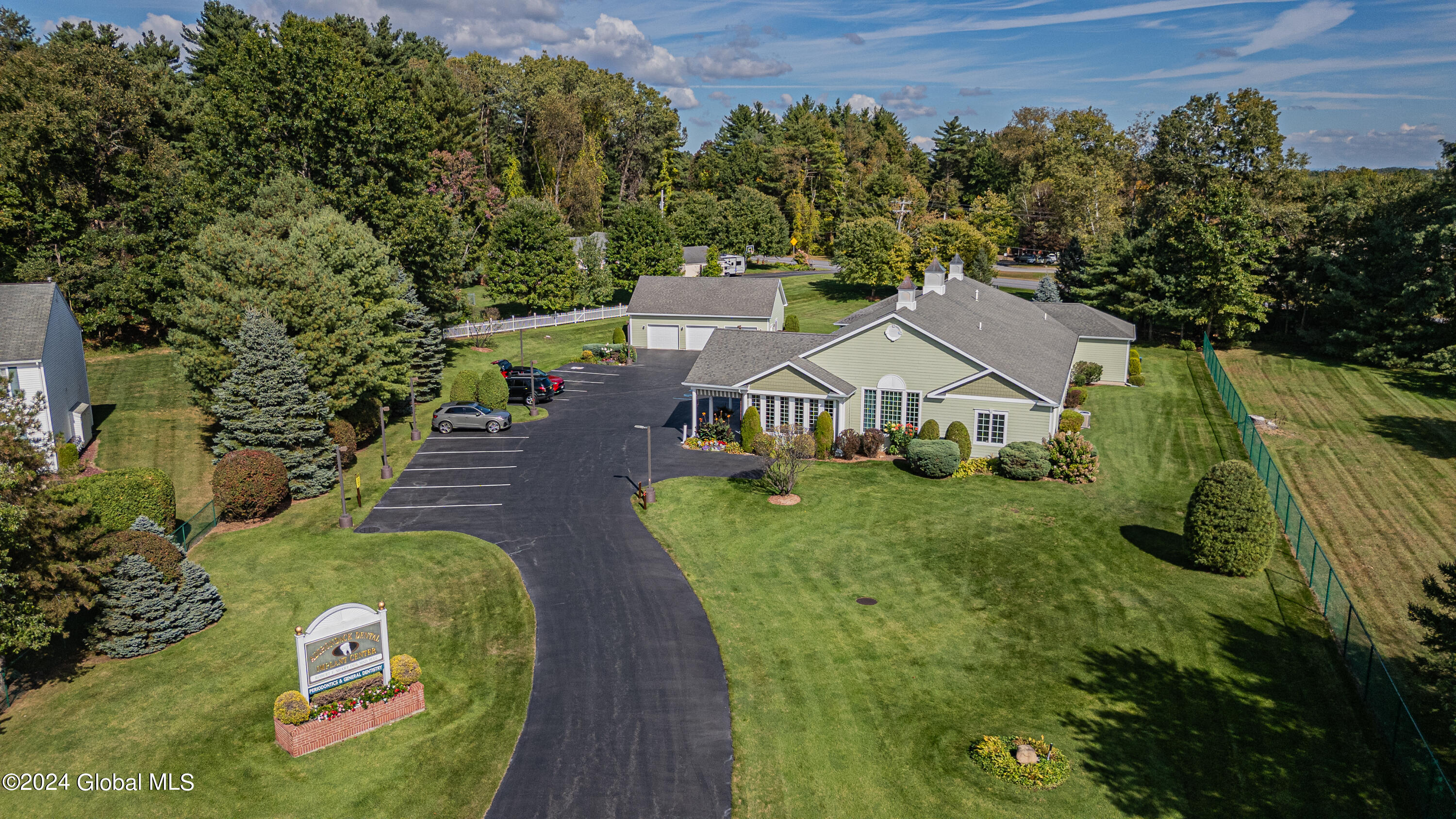 16 Hunter Brook Lane