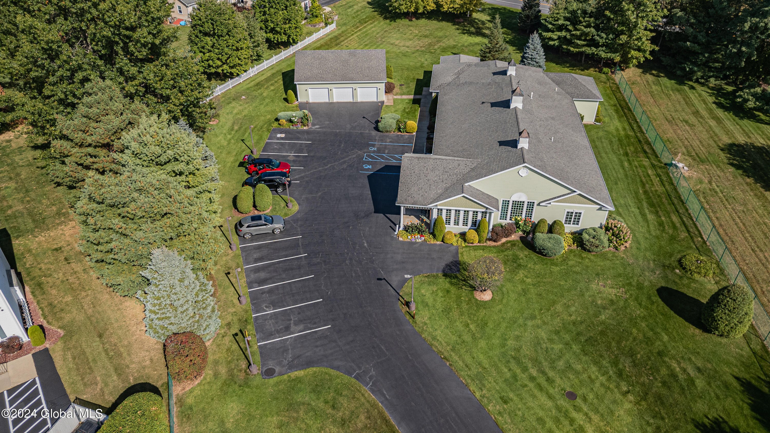 16 Hunter Brook Lane