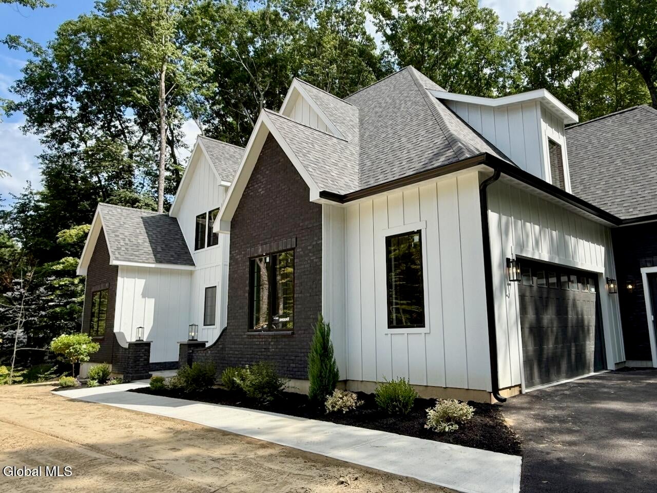 44 Ruggles Road