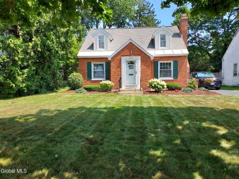 Homes For Sale - 1300 Mcclellan Street<br/> Schenectady, NY 12309