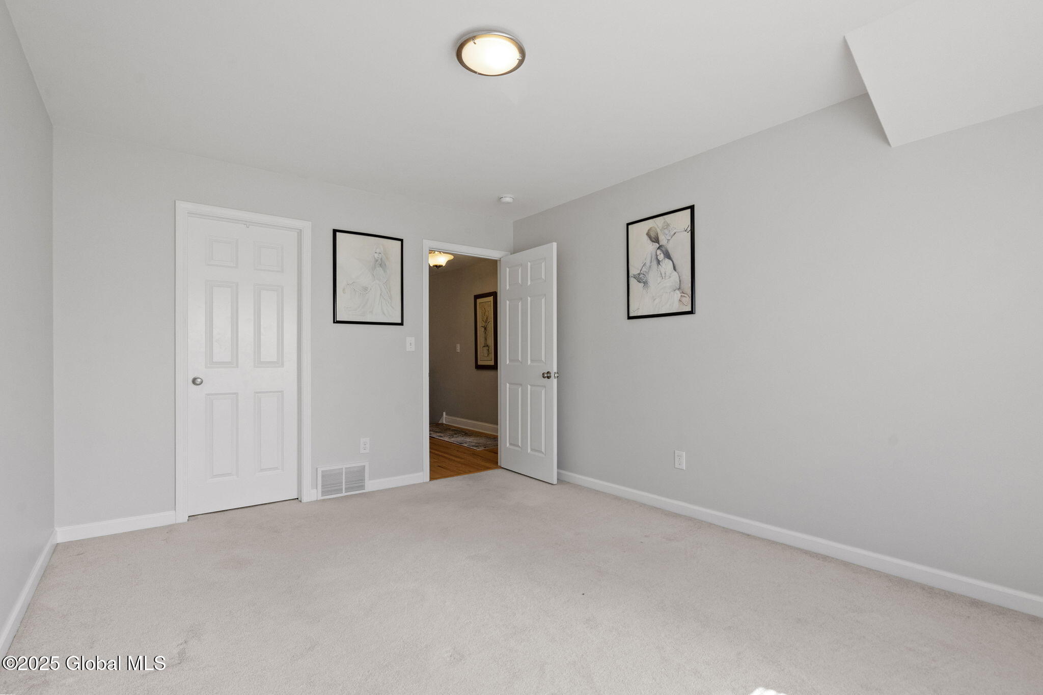45 Lorenzo Drive, Troy, New York image 39