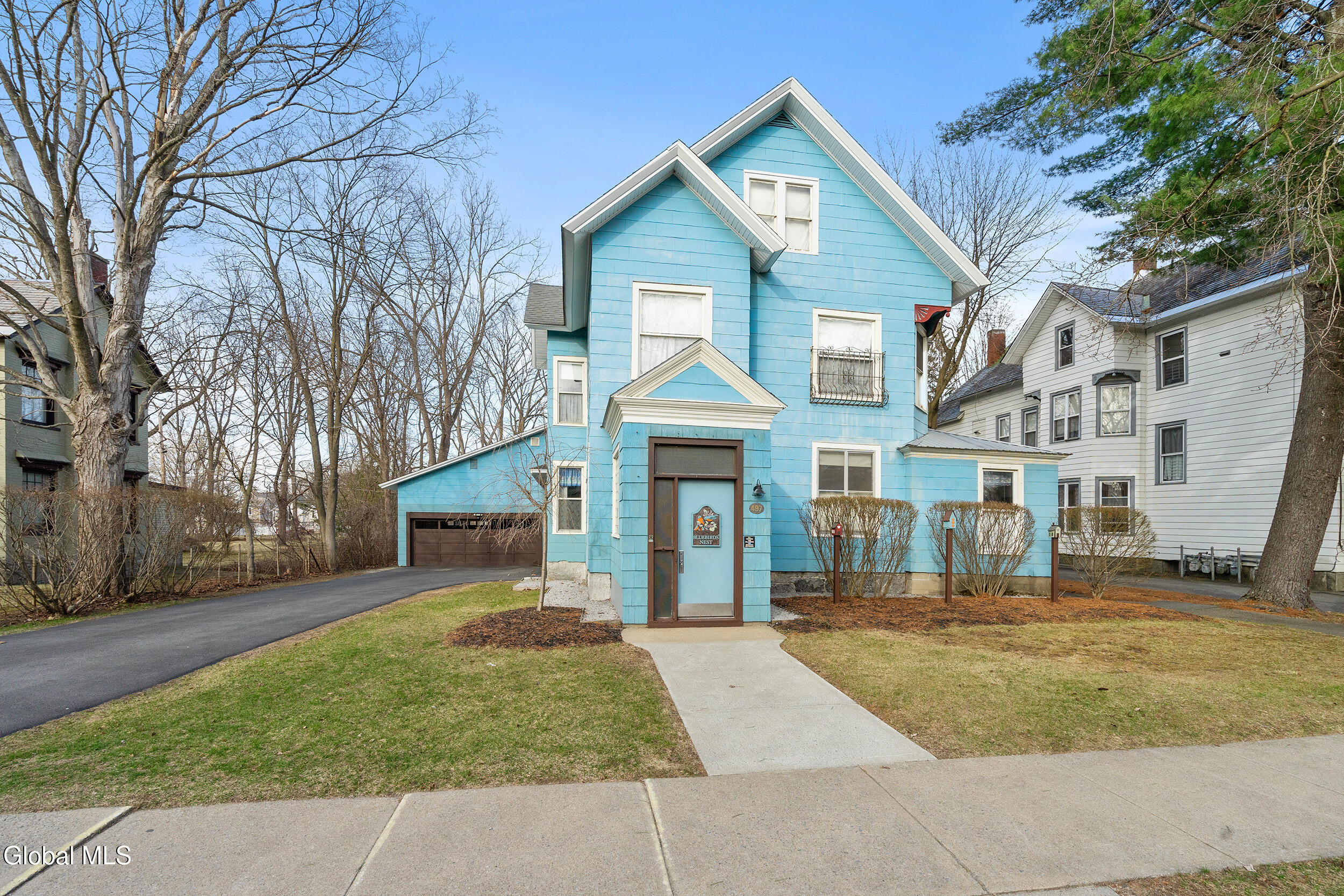 497 Glen Street