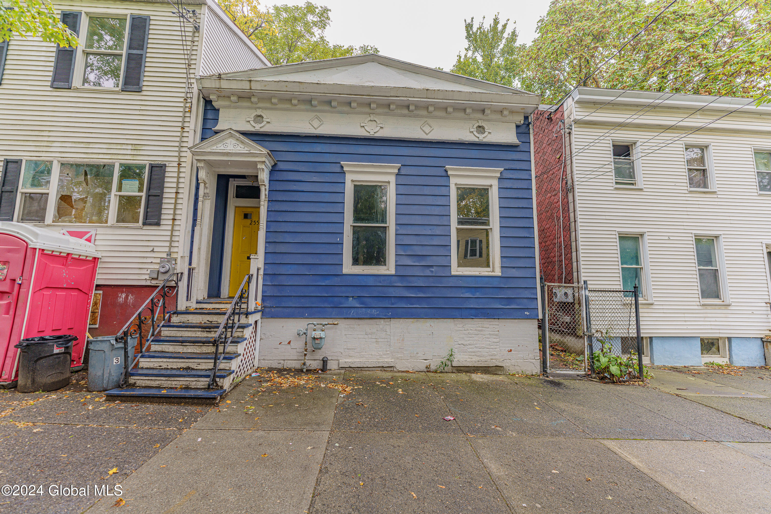 255 2nd Street, Albany, New York image 1