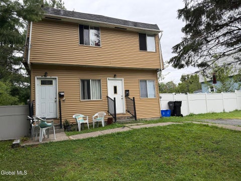 Multifamily For Sale - 124 Mann Avenue<br/> Troy, NY 12180