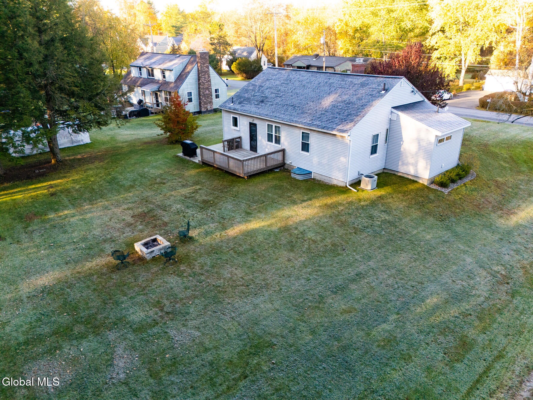 9 Veeder Drive