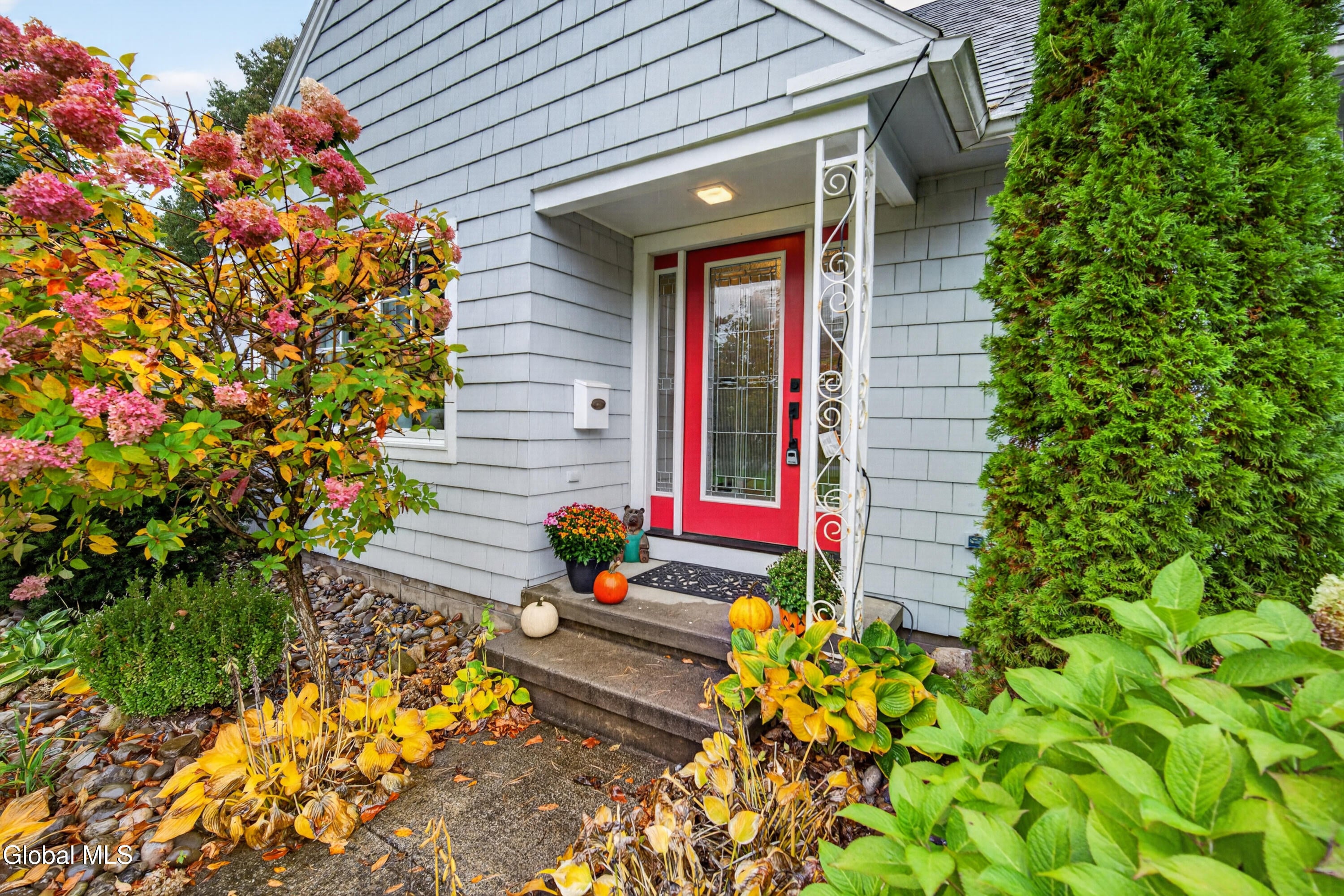 14 Sherwood Drive