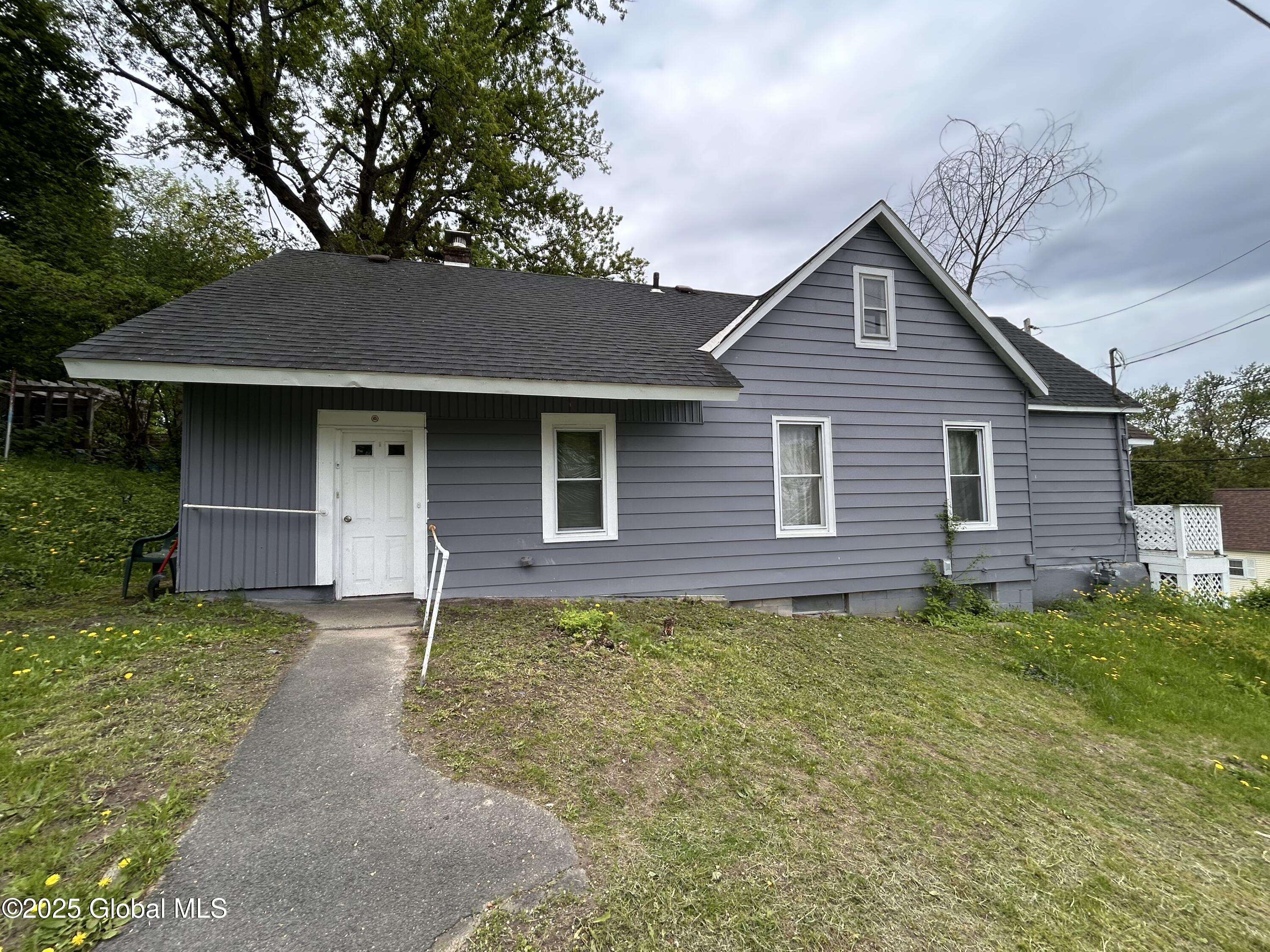 2448 Avenue B, Schenectady, New York image 3