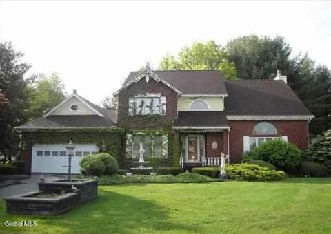 Photo of 225 Long Meadow Lane, Schenectady, NY 12306 (MLS # 202527638)