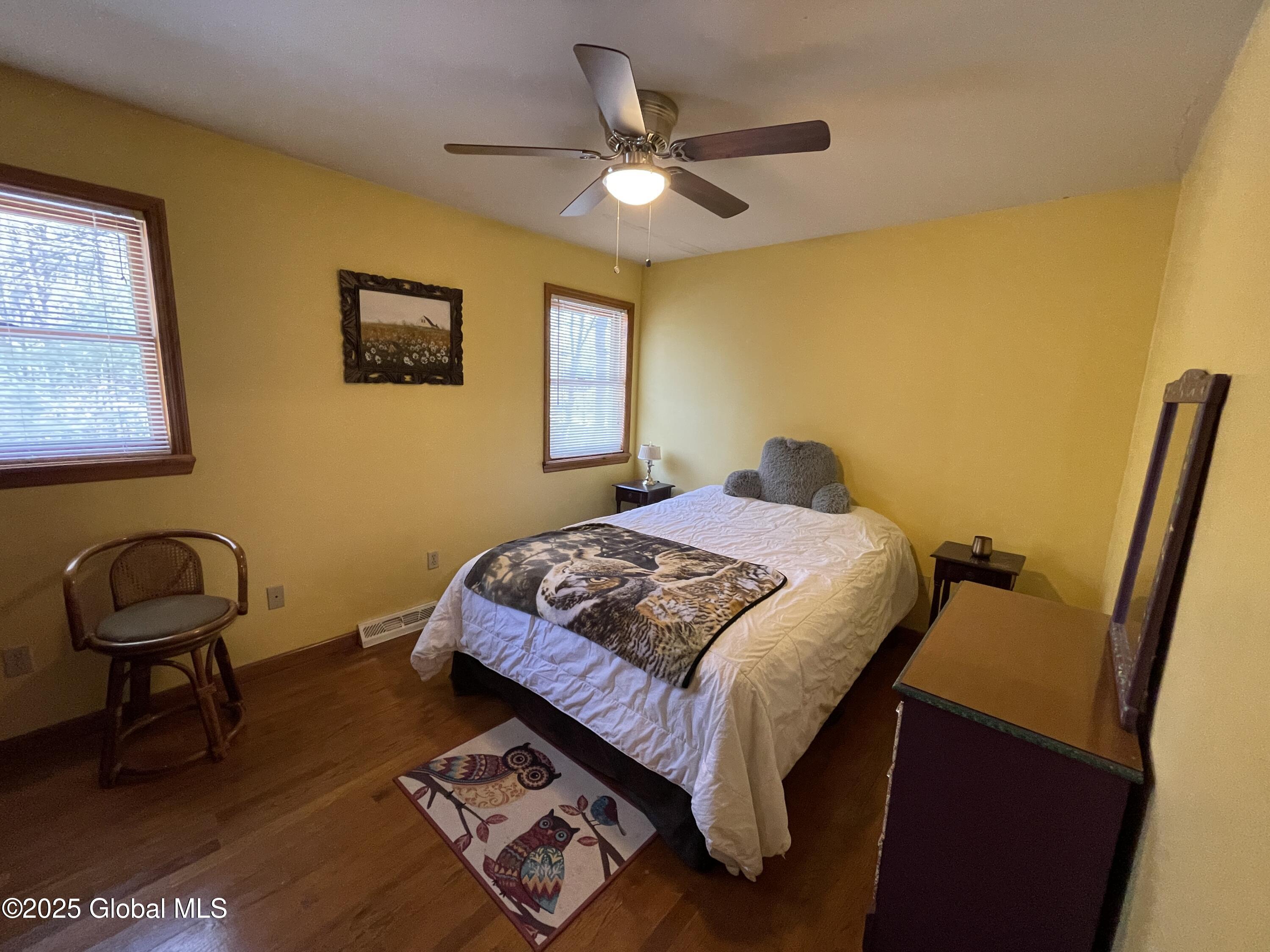 32 Vincek Lane, Saratoga Springs, New York image 4