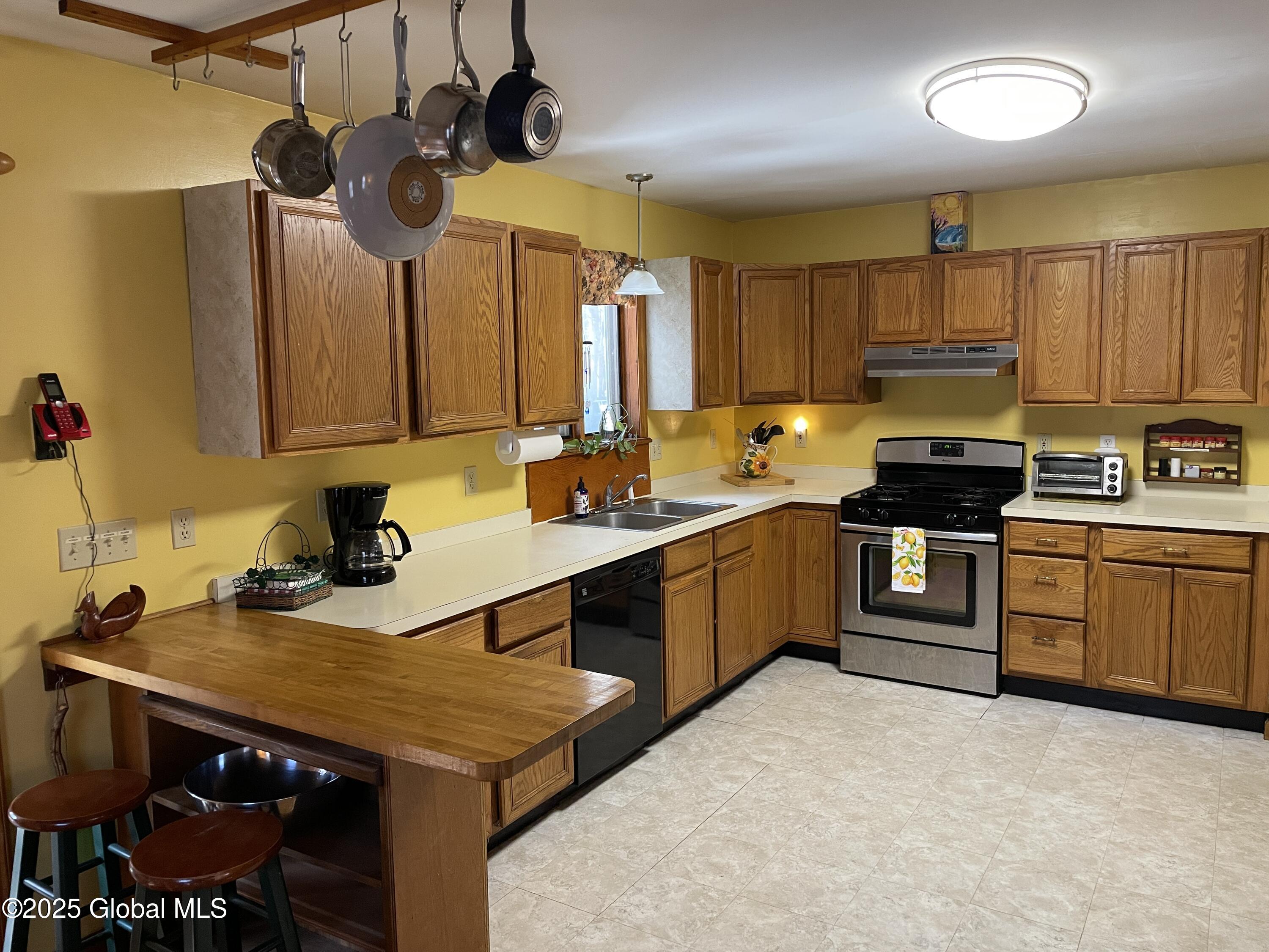 32 Vincek Lane, Saratoga Springs, New York image 18