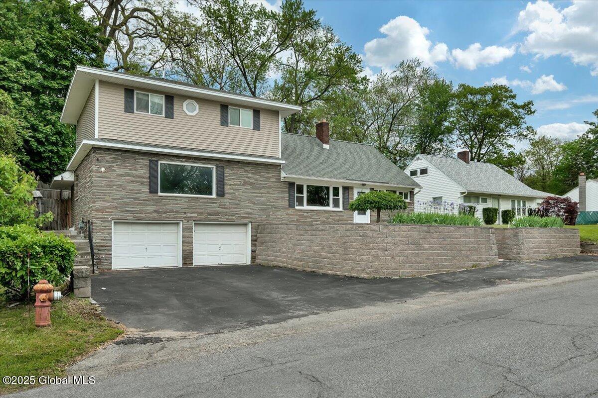 882 Obrien Avenue, Schenectady, New York image 48