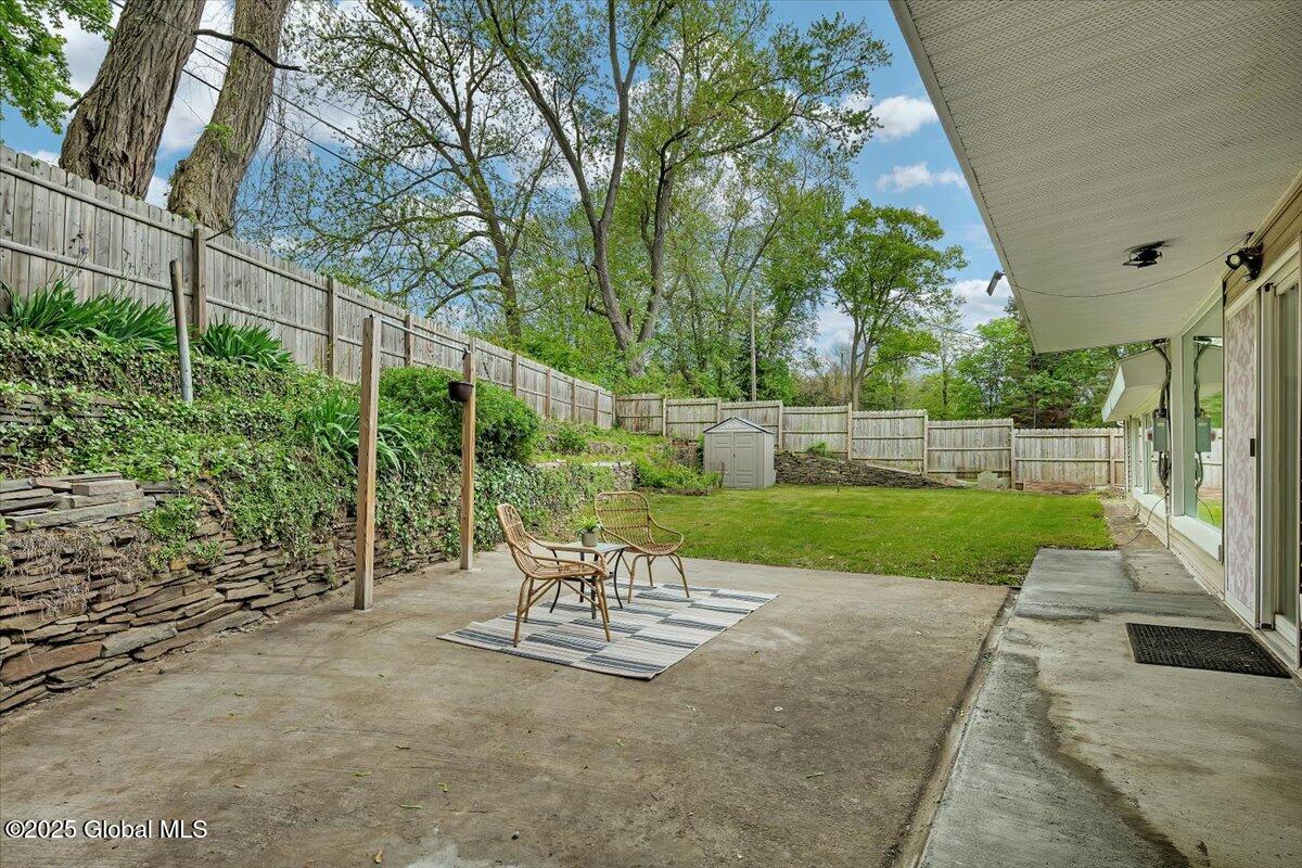 882 Obrien Avenue, Schenectady, New York image 43