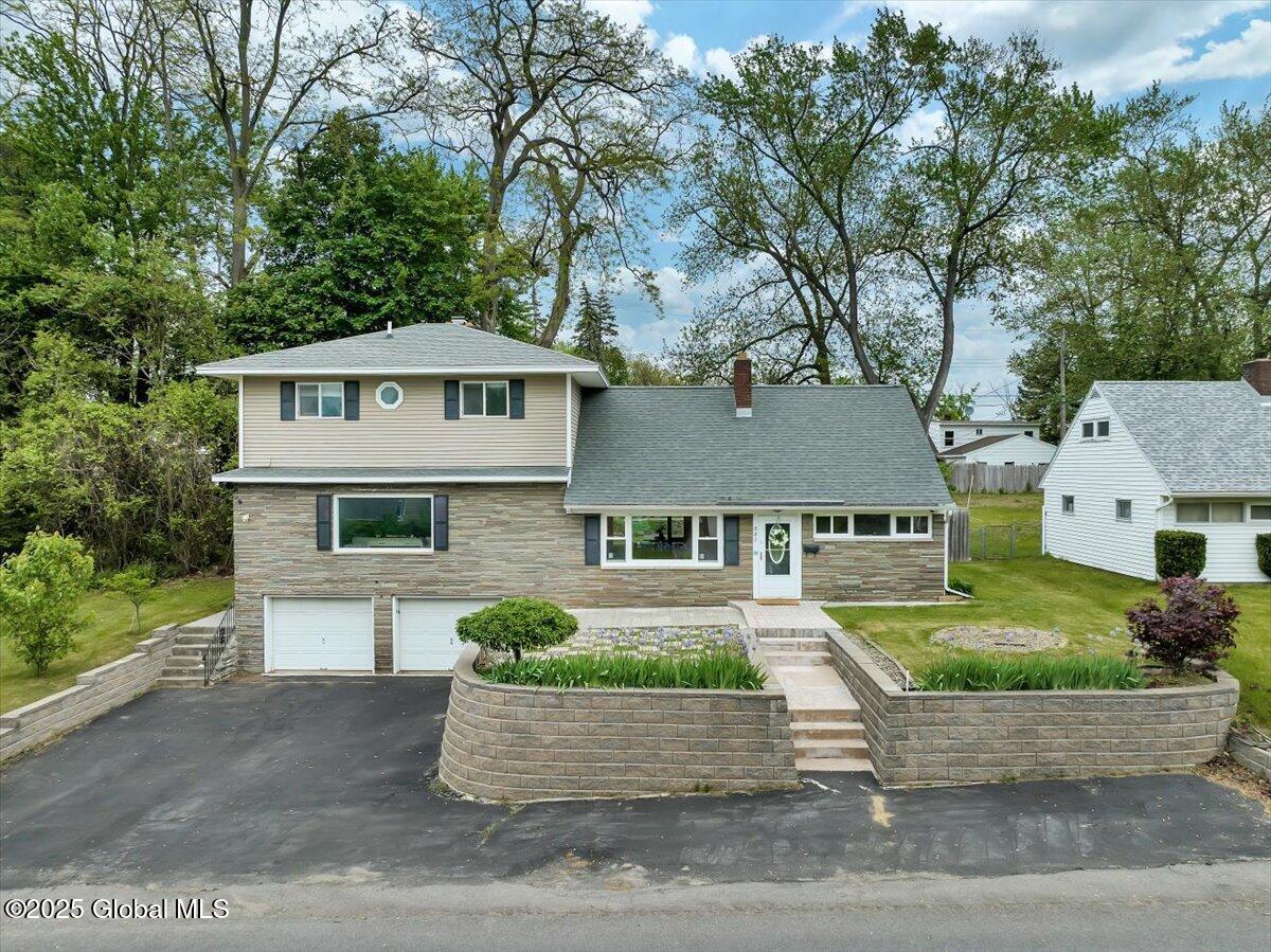 882 Obrien Avenue, Schenectady, New York image 1