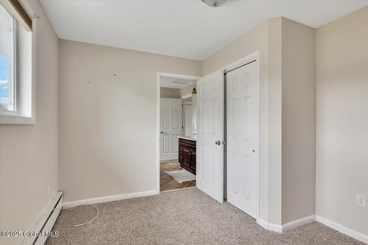882 Obrien Avenue, Schenectady, New York image 42