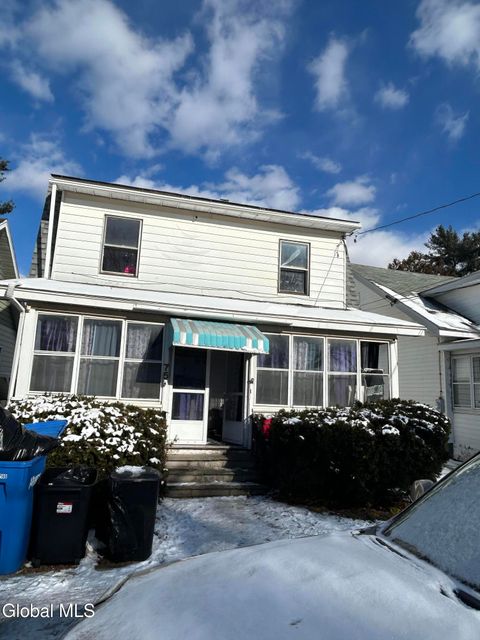 Photo of 75 Lincoln Avenue, Albany, NY 12206 (MLS # 202611183)