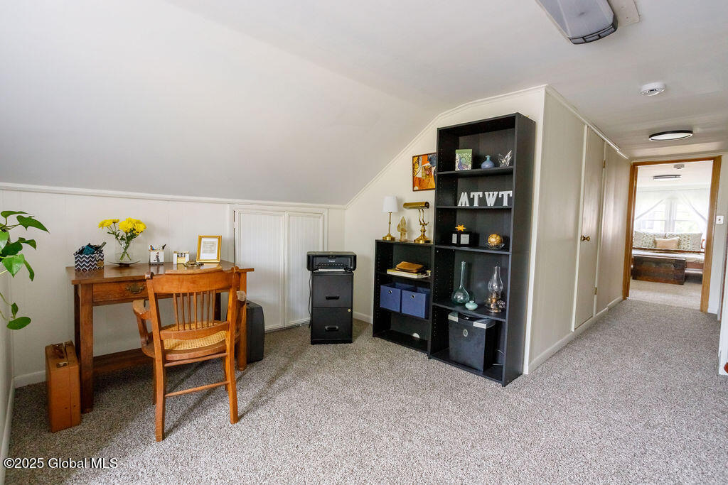 209 Whitehall Road, Albany, New York image 18