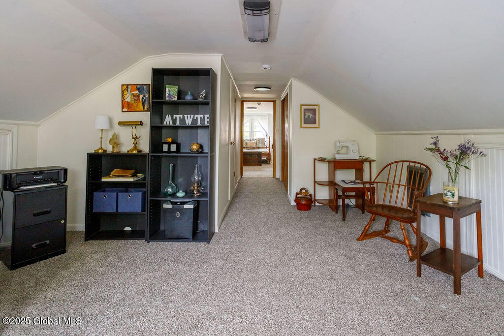 209 Whitehall Road, Albany, New York image 17