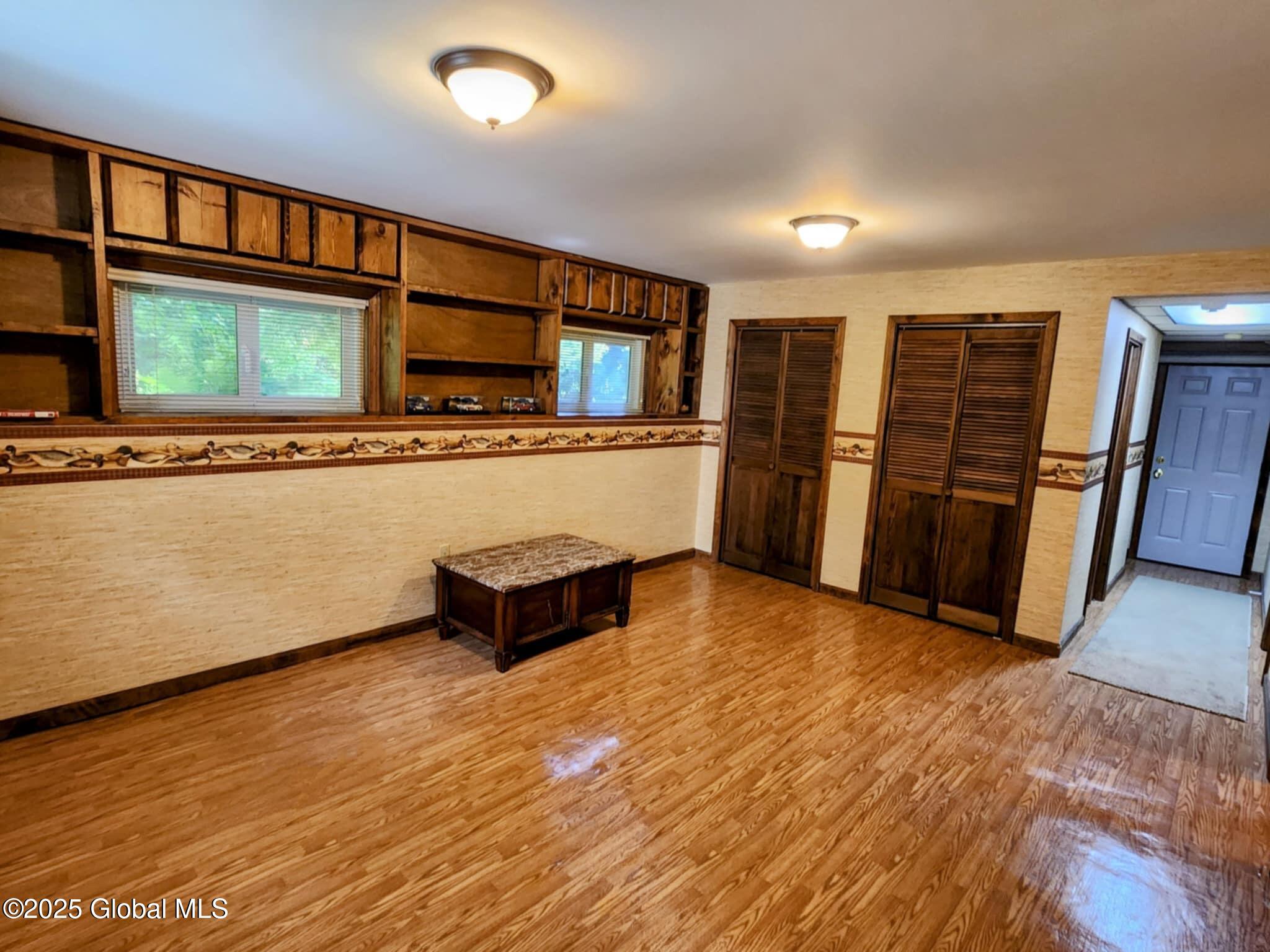 Pittsfield, Massachusetts 99999, United States, 3 Bedrooms Bedrooms, ,3 BathroomsBathrooms,Residential,Active,142425