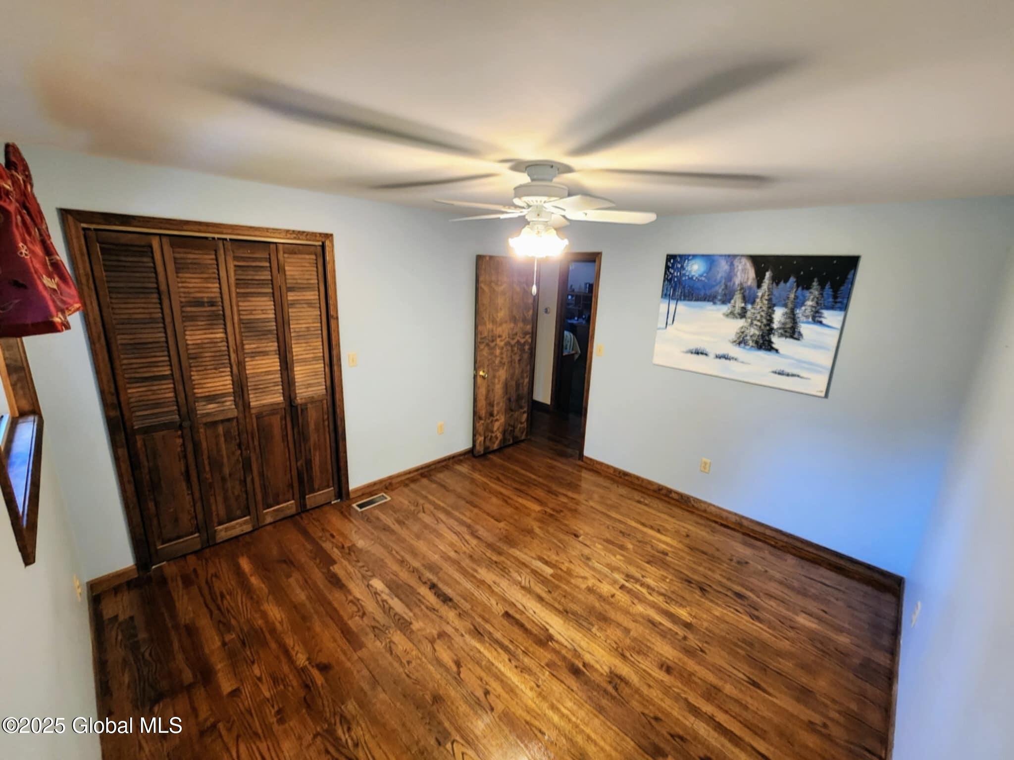 Pittsfield, Massachusetts 99999, United States, 3 Bedrooms Bedrooms, ,3 BathroomsBathrooms,Residential,Active,142425