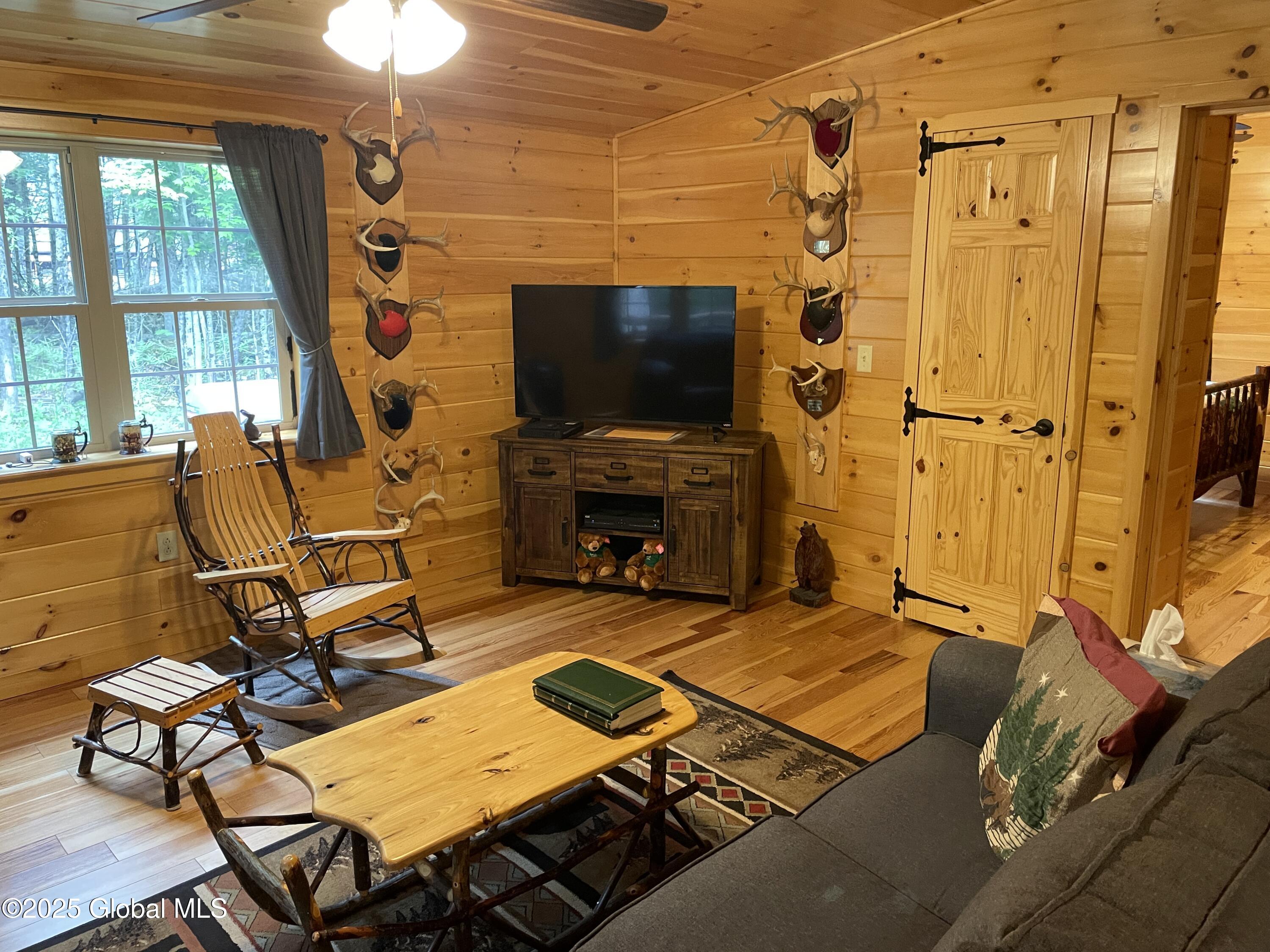27 Chaisson Road, Newcomb, New York image 8