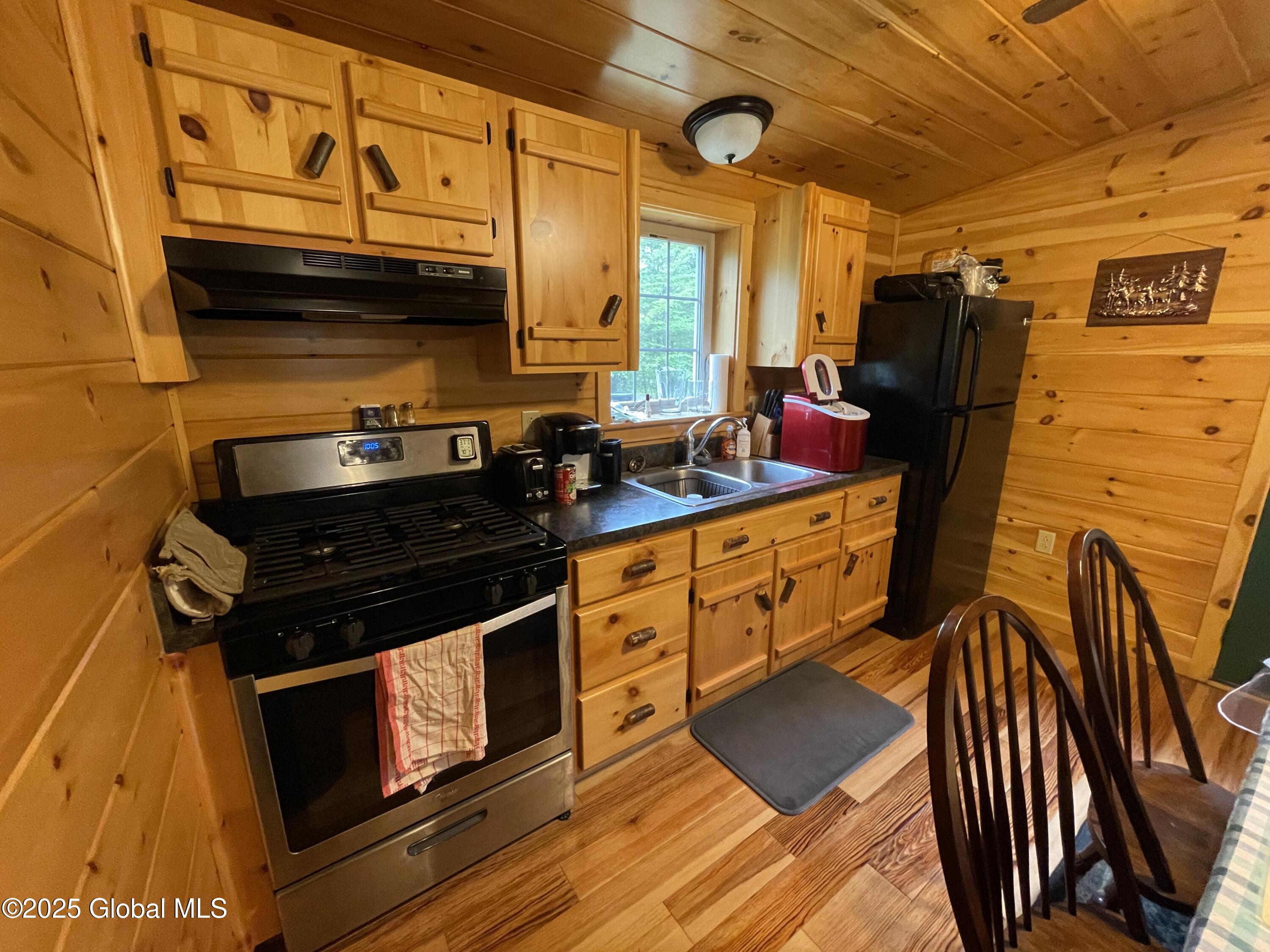 27 Chaisson Road, Newcomb, New York image 17