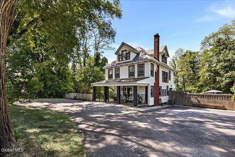 Homes For Sale - 1912 Union Street<br/> Schenectady County, Niskayuna, NY 12309