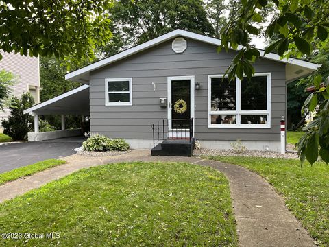 Photo of 132 Jefferson Street, Saratoga Springs, NY 12866 (MLS # 202530221)