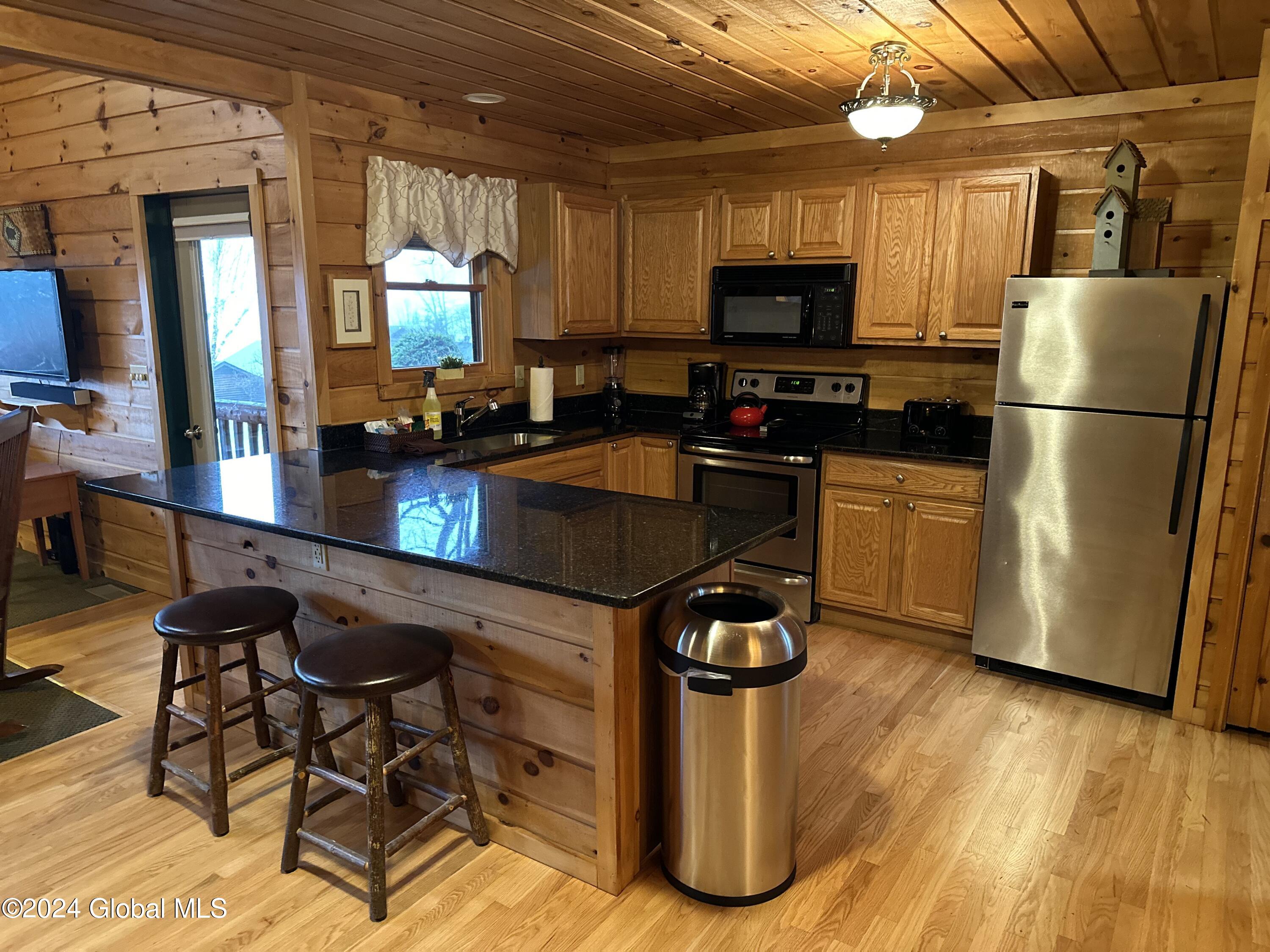 3210 Lake Shore Drive #27 INTERVAL 2, Lake George, New York image 4