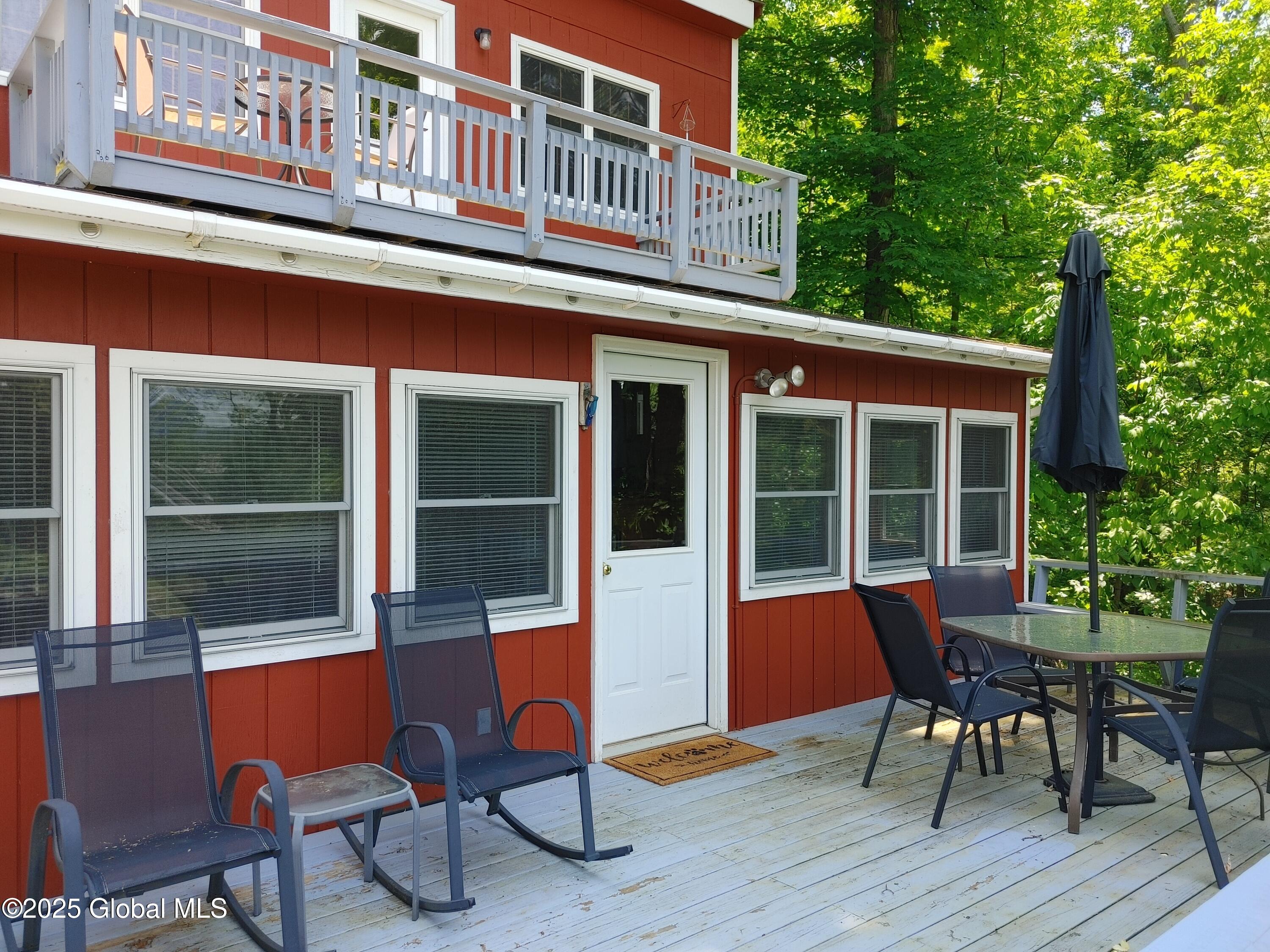 4024 Beach Lane, Putnam Station, New York image 2