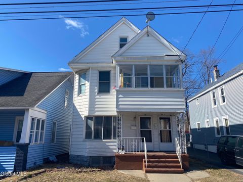 Photo of 1414 Chrisler Avenue, Schenectady, NY 12303 (MLS # 202613803)
