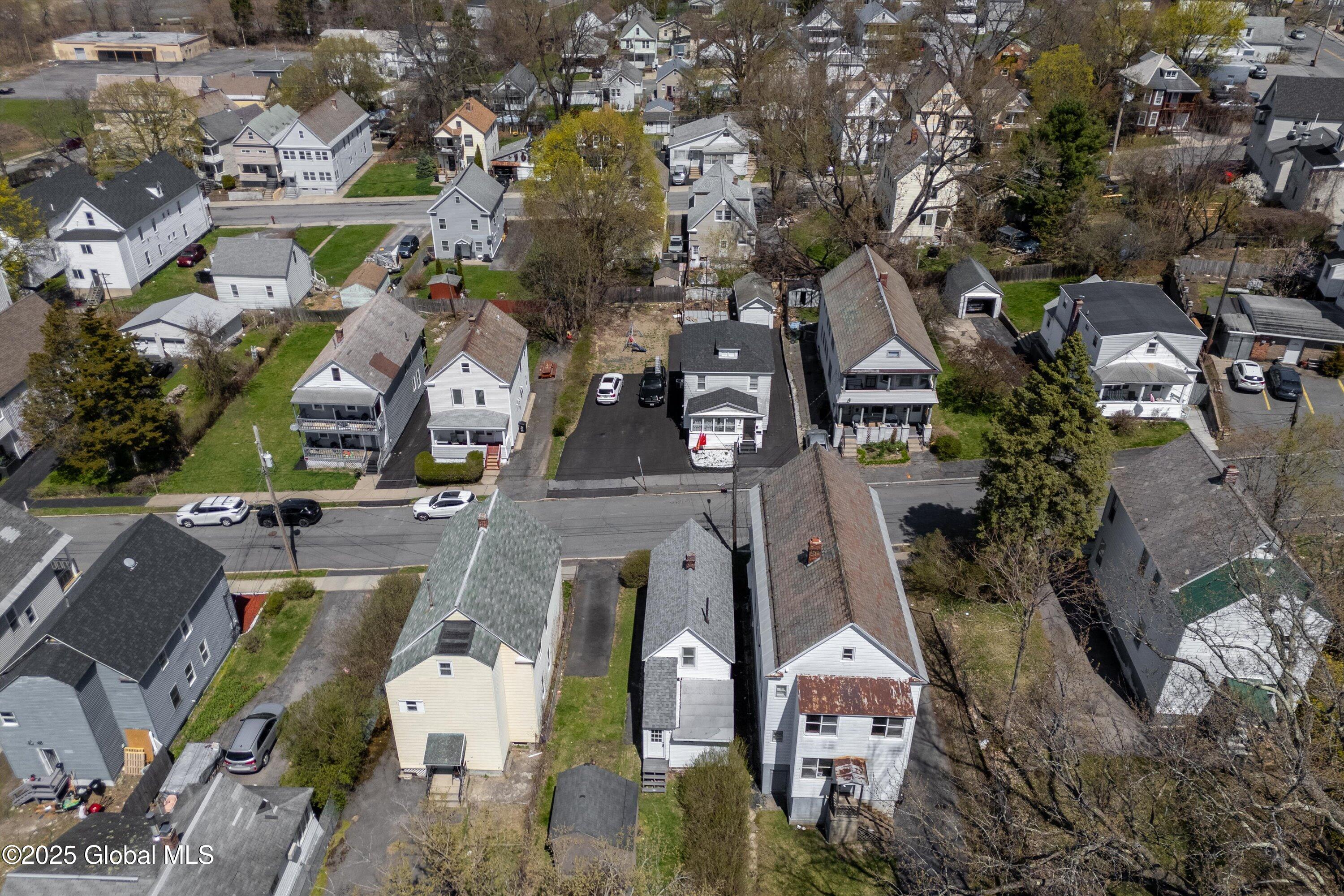 556 Clarendon Street, Schenectady, New York image 25