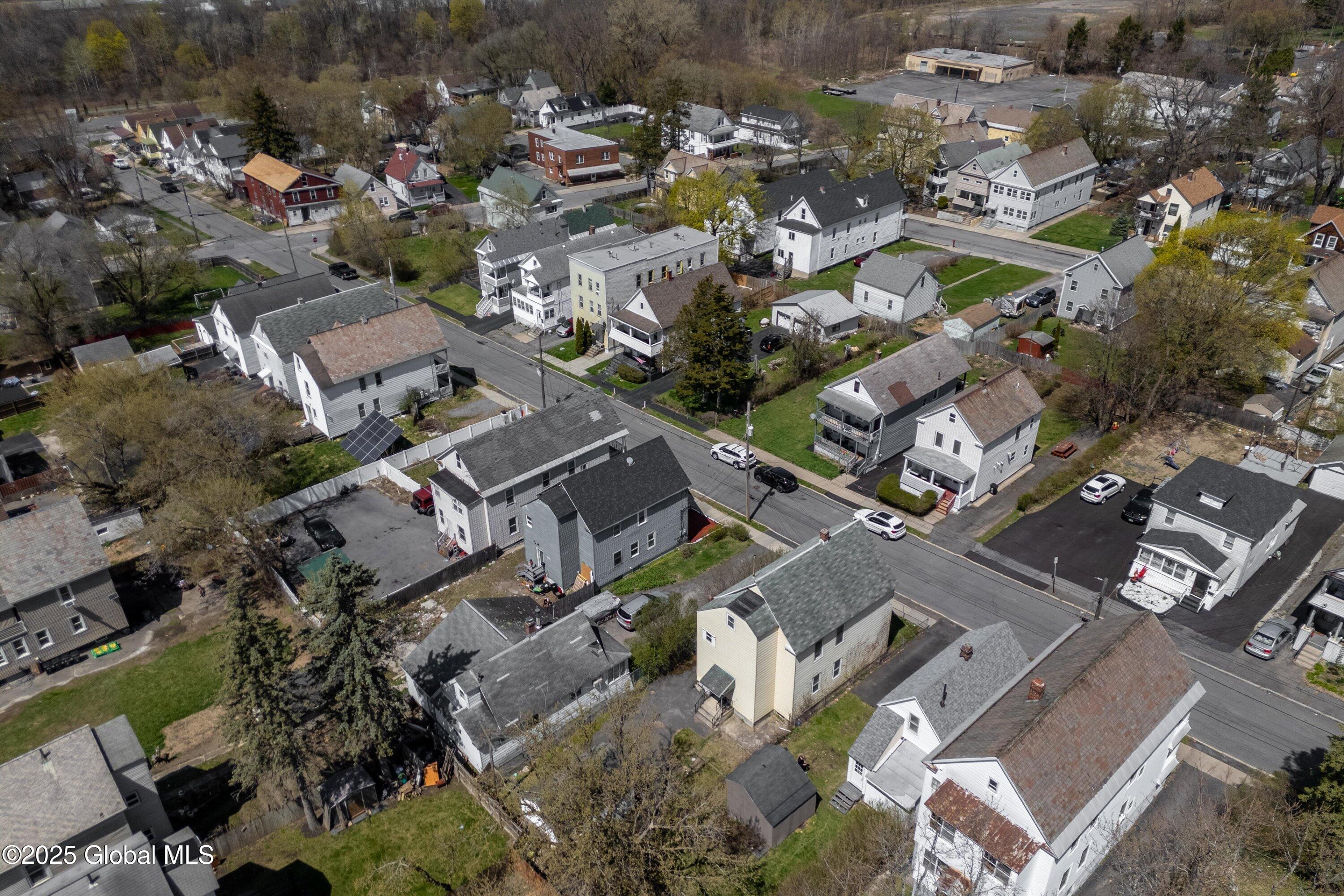 556 Clarendon Street, Schenectady, New York image 27