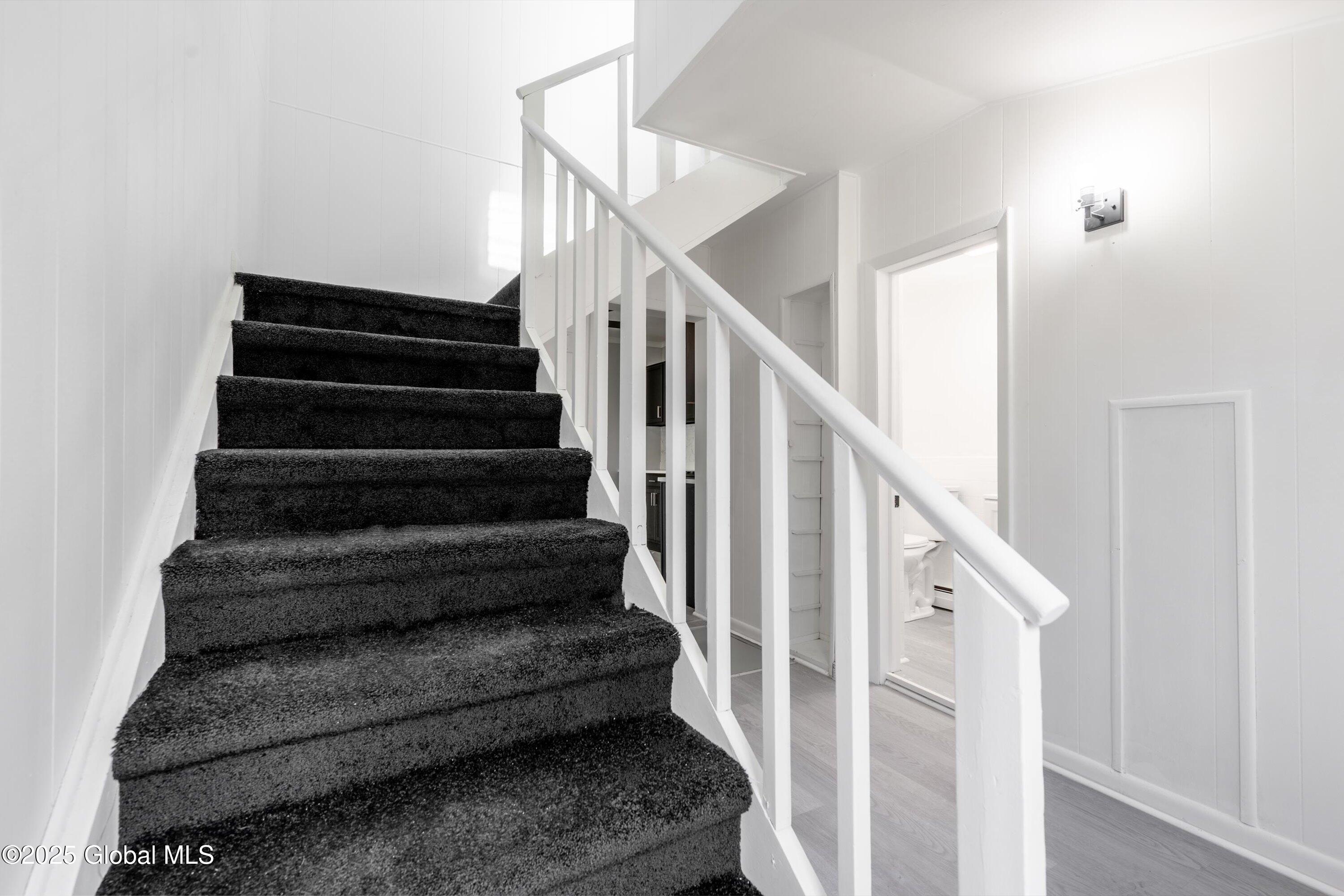 556 Clarendon Street, Schenectady, New York image 17