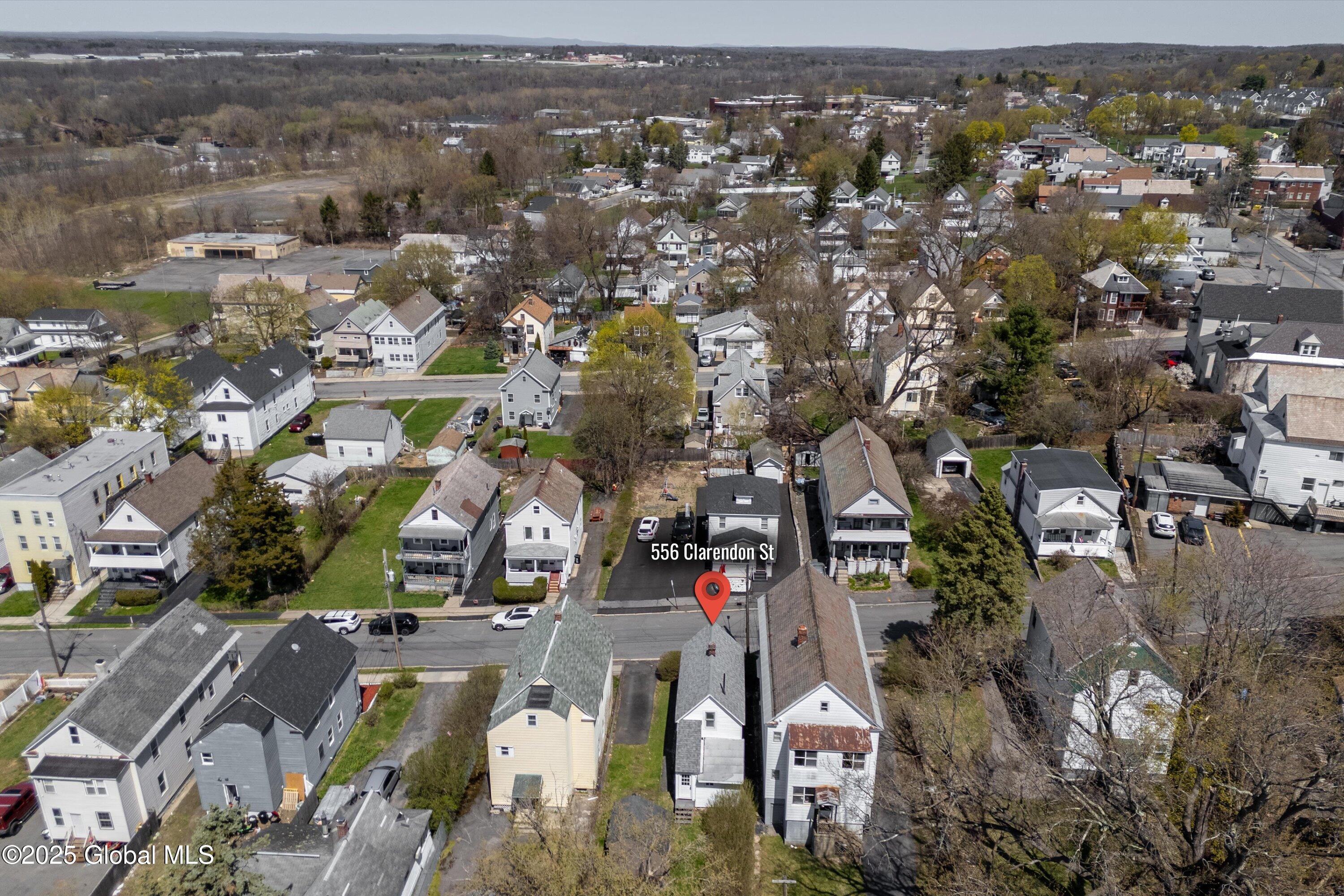 556 Clarendon Street, Schenectady, New York image 28