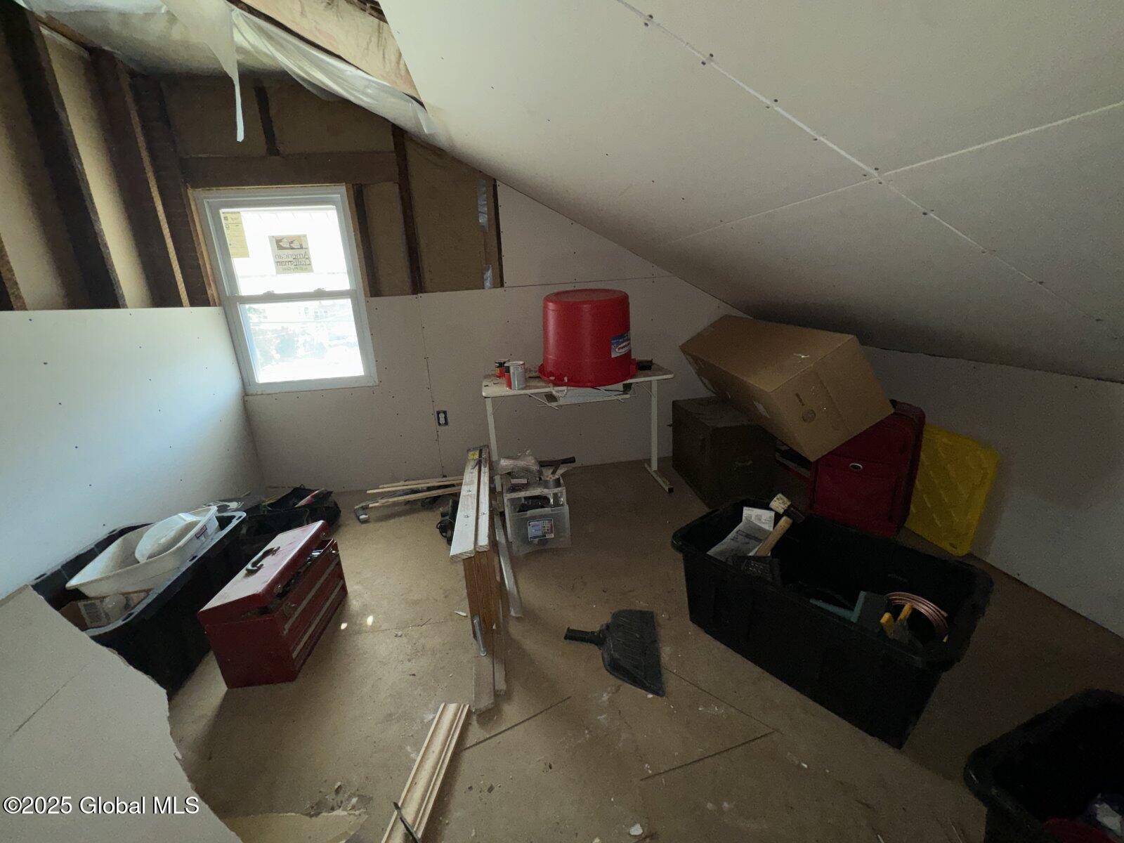 65 Park Avenue, Cohoes, New York image 29