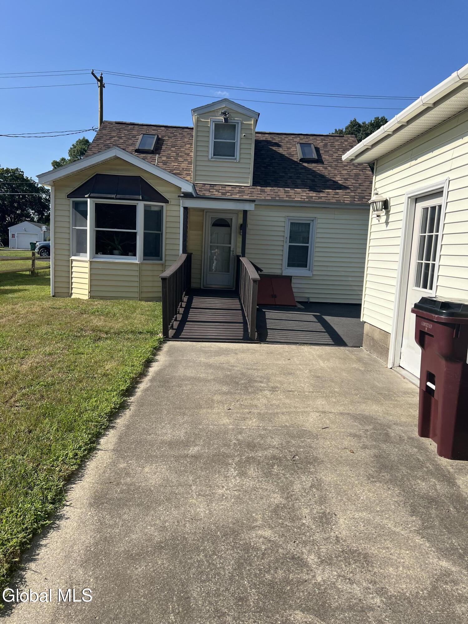 20 Putnam Avenue