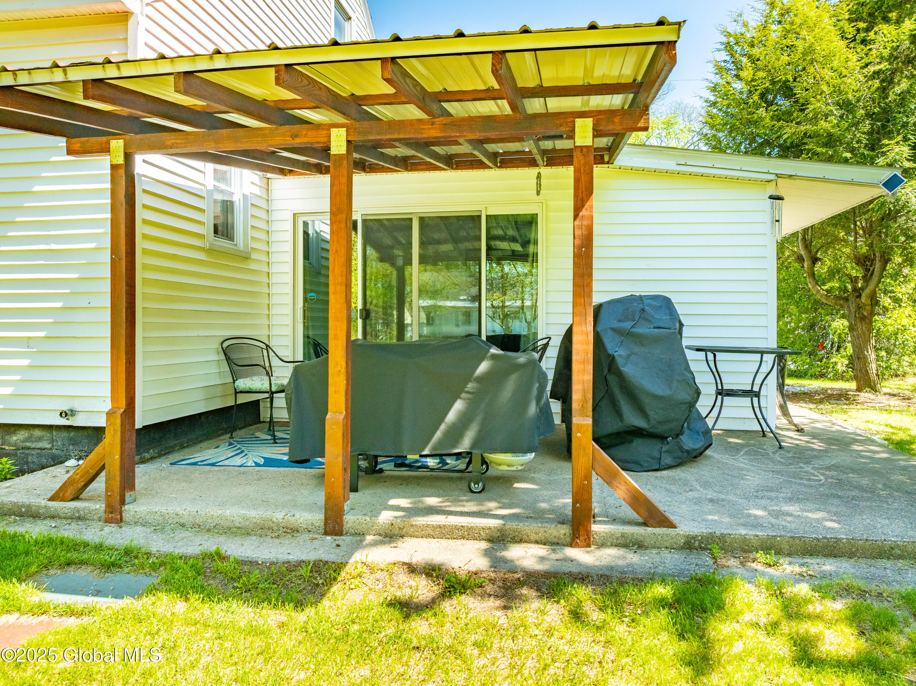 2081 Chepstow Road, Schenectady, New York image 28