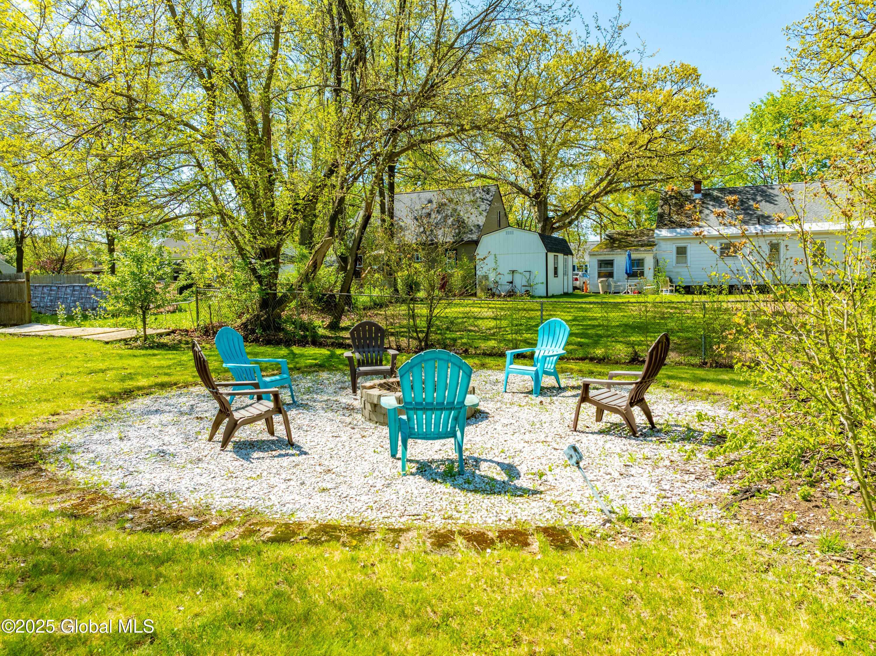 2081 Chepstow Road, Schenectady, New York image 31
