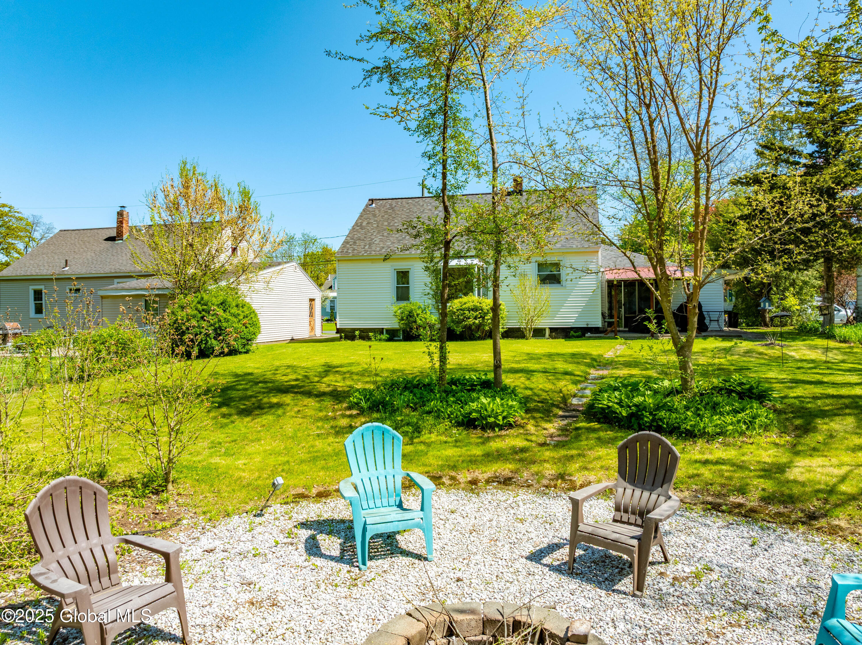 2081 Chepstow Road, Schenectady, New York image 30