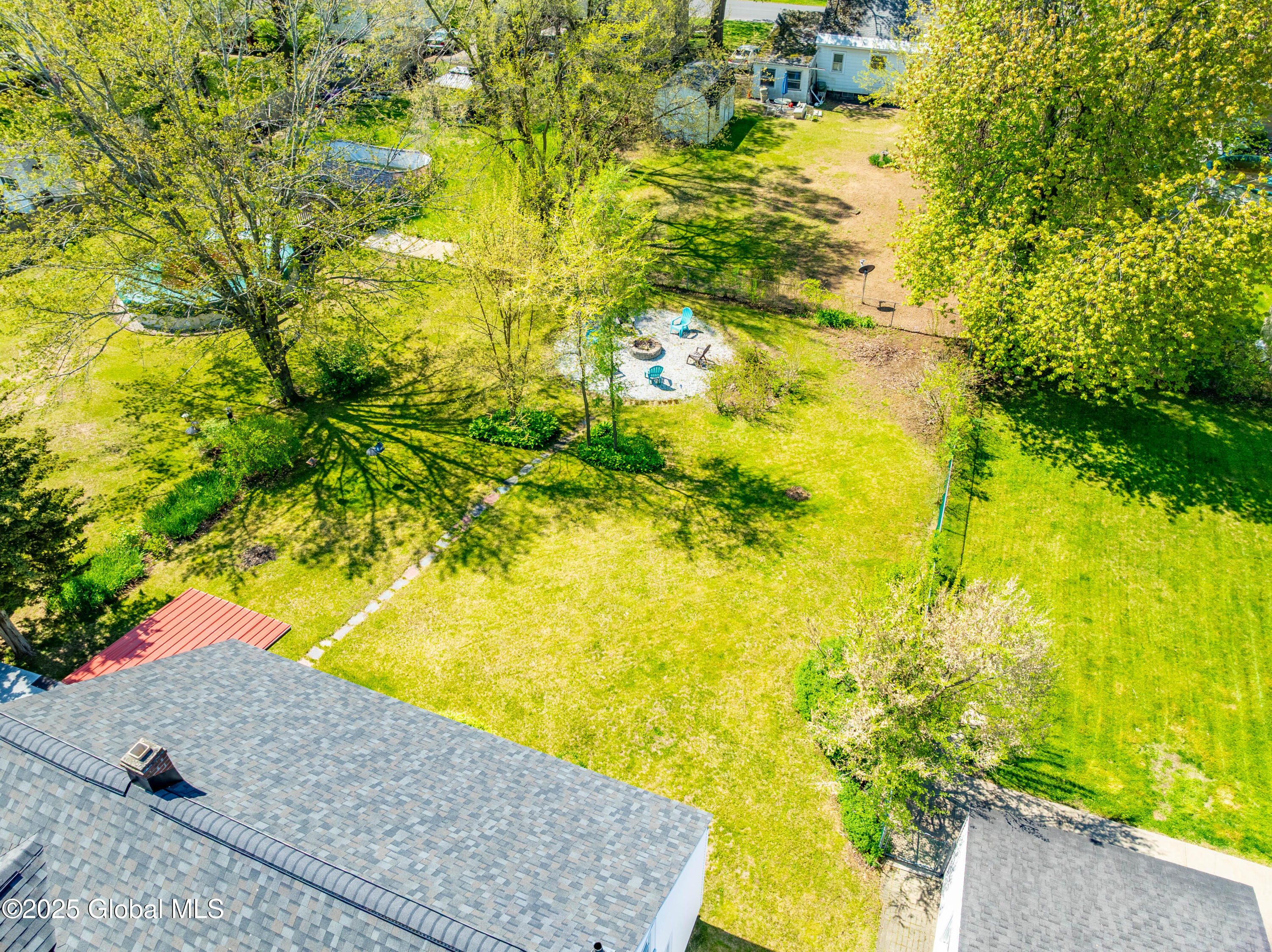 2081 Chepstow Road, Schenectady, New York image 34