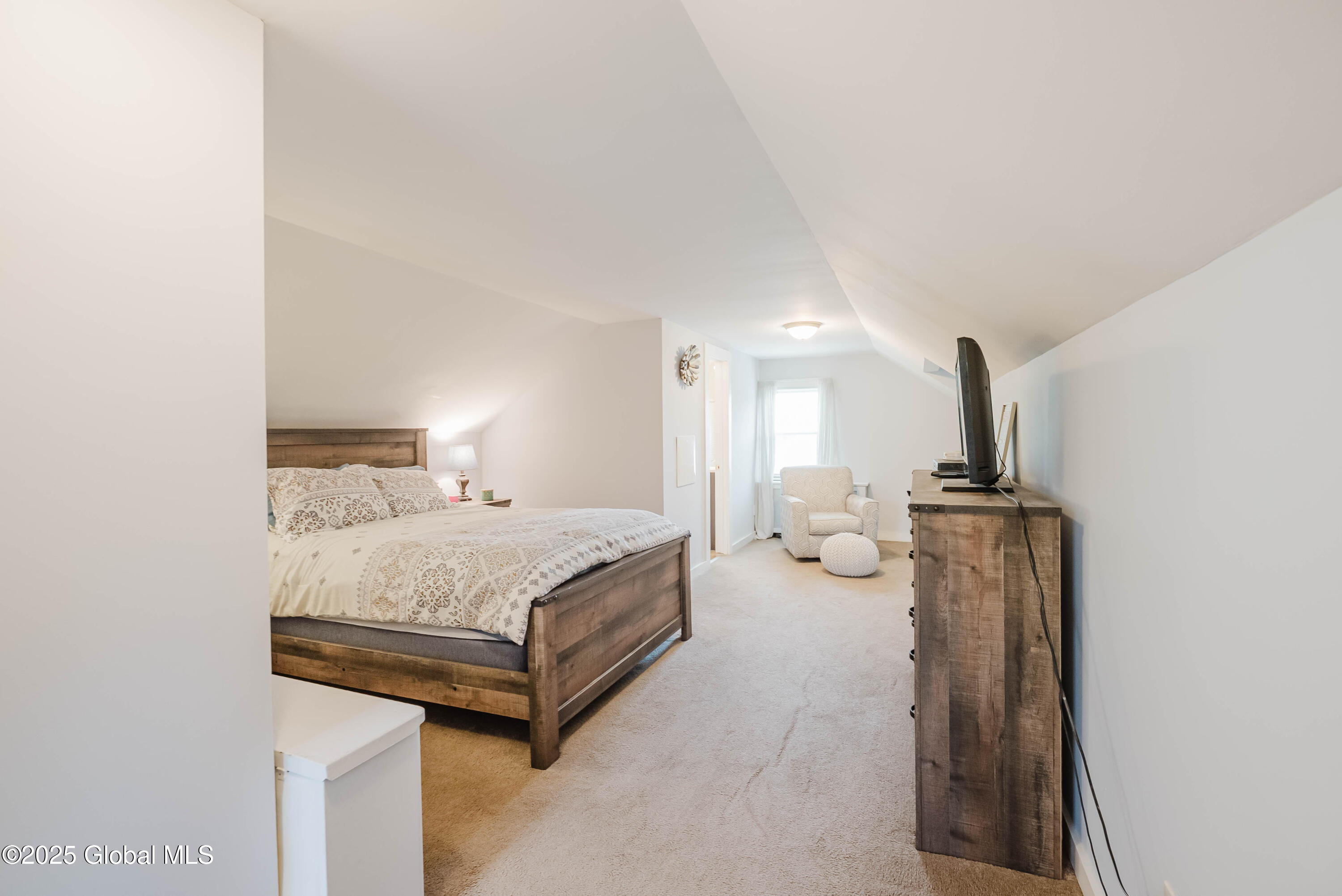 2081 Chepstow Road, Schenectady, New York image 20